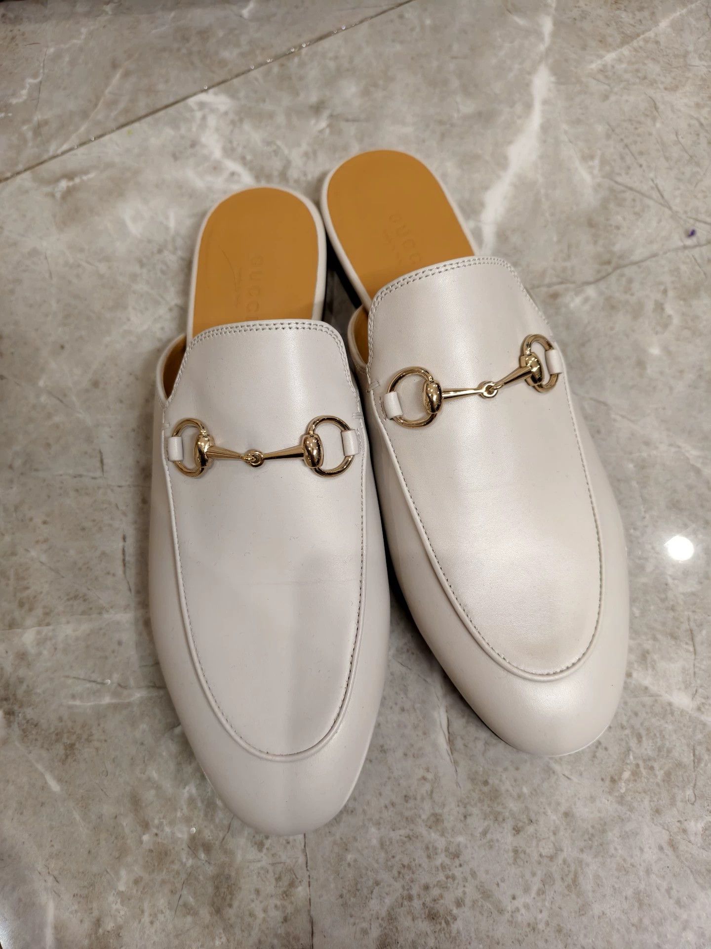 Gucci Gucci Classic Slippers Beige 38 (Fits 37-37.5) New Size US 7.5 / IT 37.5 - 1 Thumbnail