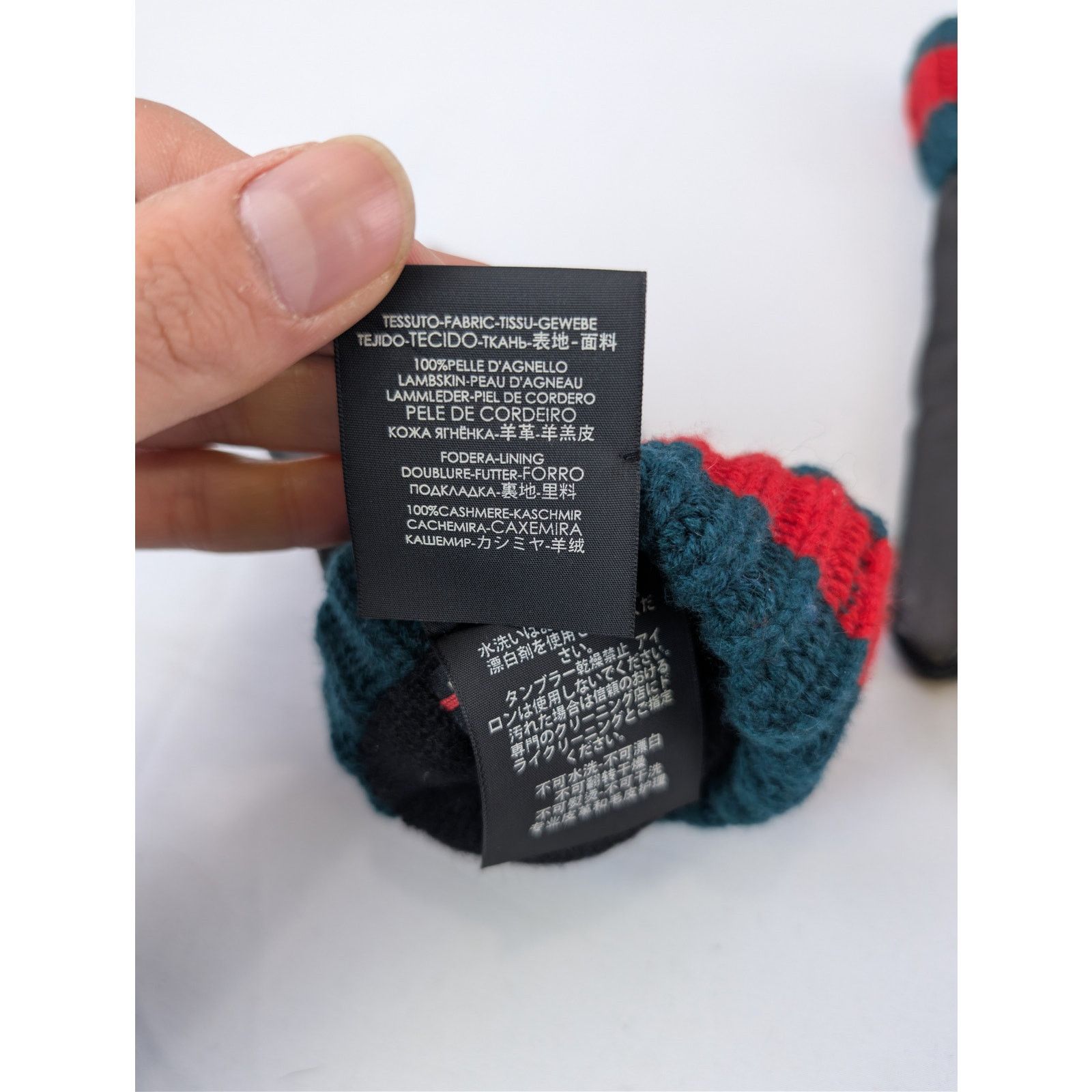 Gucci o1rshd1 Size: OS / Leather Ripped Cuff Gloves in Black Size ONE SIZE - 9 Thumbnail