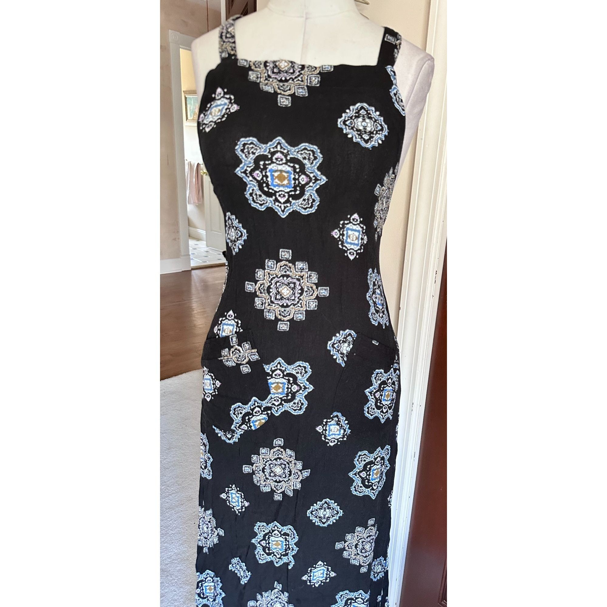 Free People Free People navy tribal print maxi with low cut criss cross Size XS / US 0-2 / IT 36-38 - 6 Thumbnail