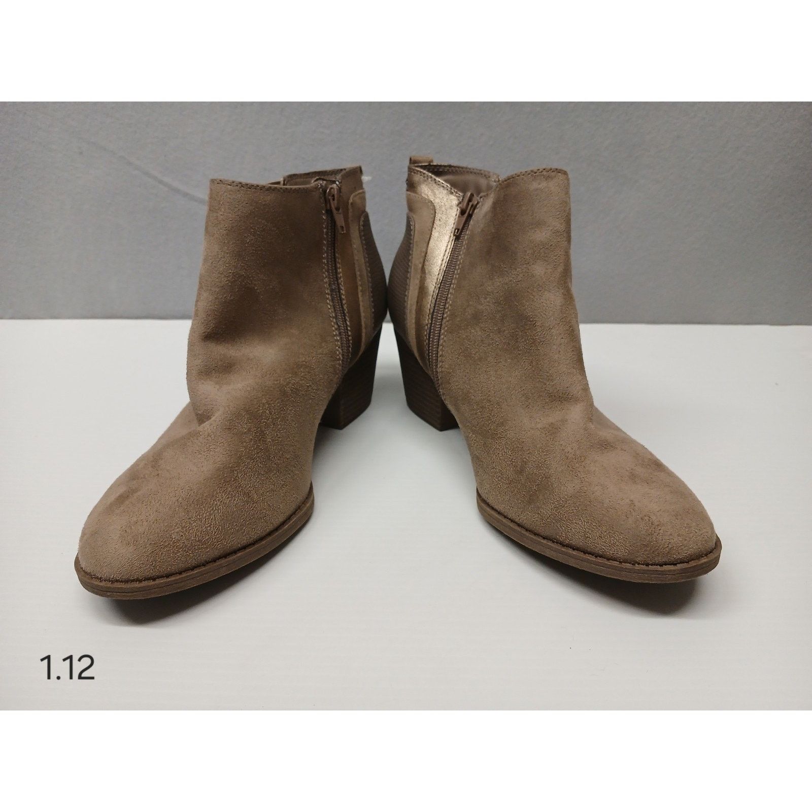 Faded Glory Faded Glory (11) Tan Skid Resistant Easy Zipper Entry Boots Size US 11 / IT 41 - 1 Thumbnail