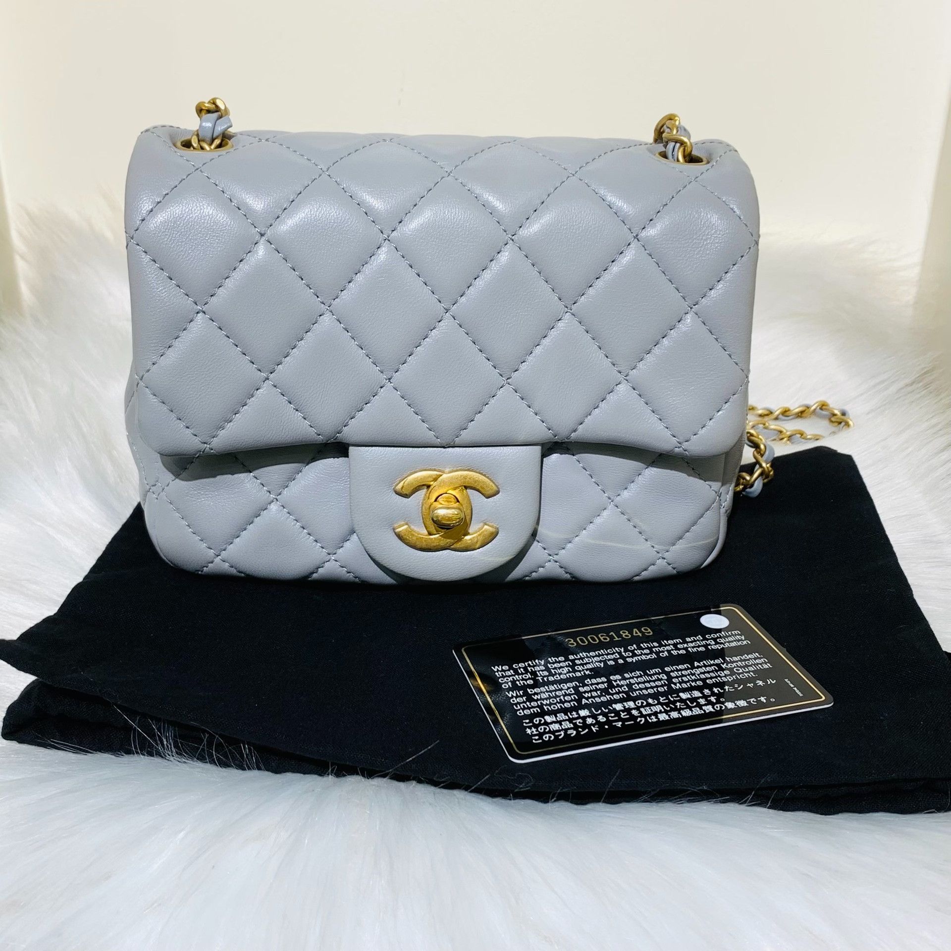 Chanel Pre-loved Bag Very good condition Size ONE SIZE - 1 Thumbnail