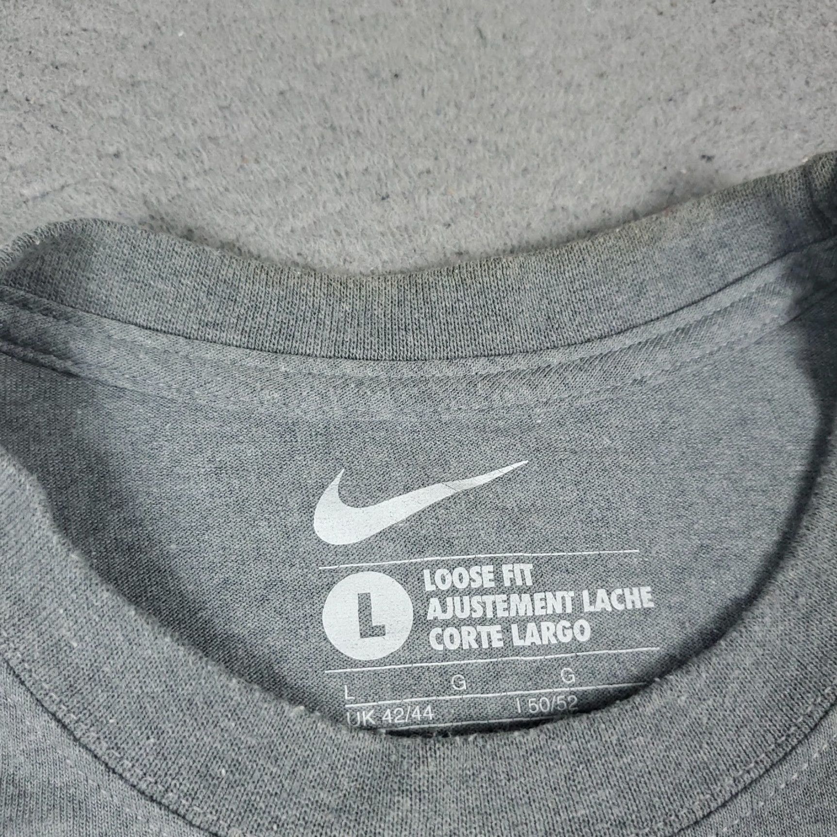 Nike Nike Shirt Mens Large Gray Swoosh Casual Short Sleeve Sports Size US L / EU 52-54 / 3 - 4 Thumbnail
