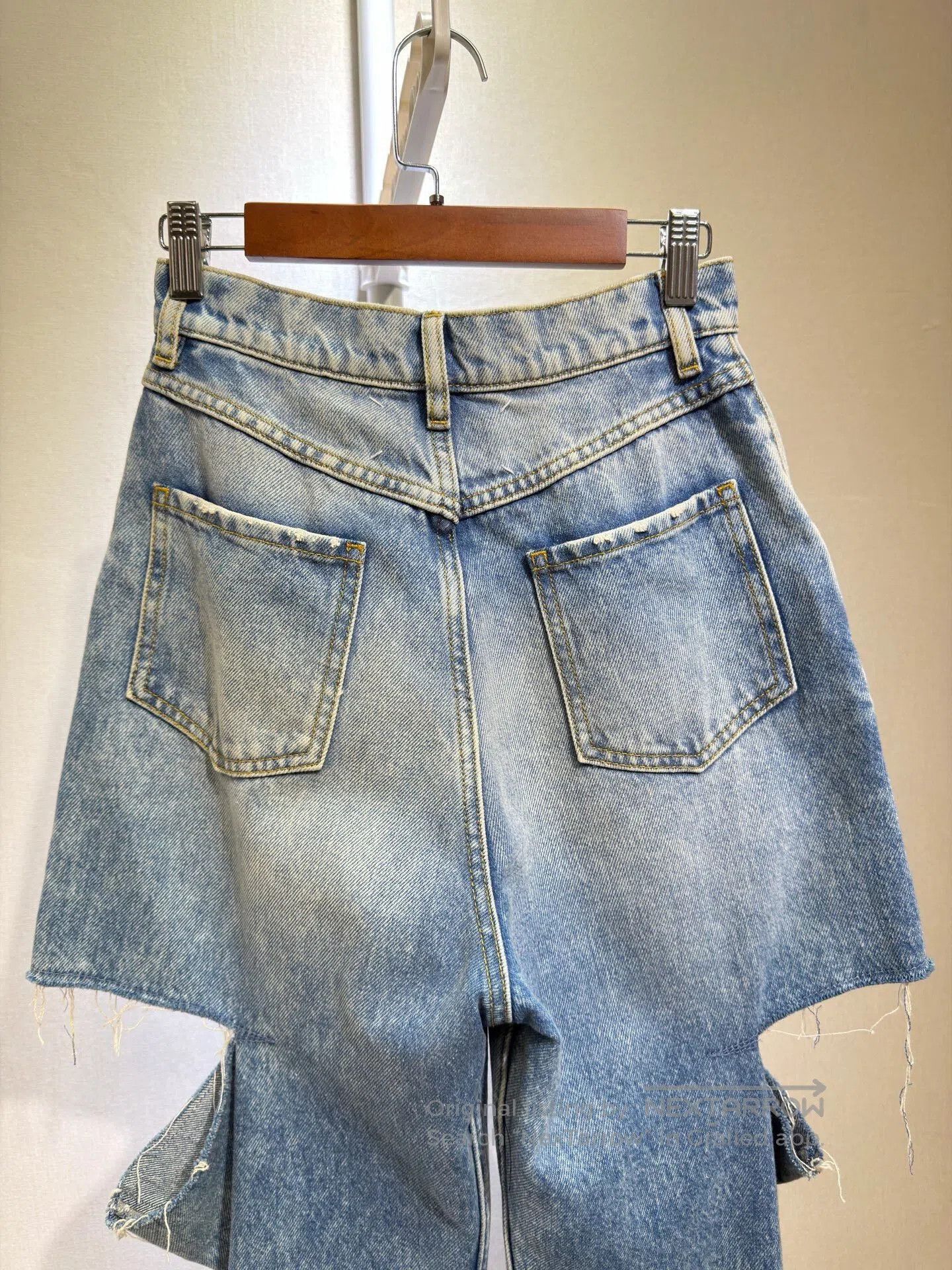 Maison Margiela Maison Margiela Distressed Denim Pants Size 36. Size US 36 / EU 52 - 4 Thumbnail