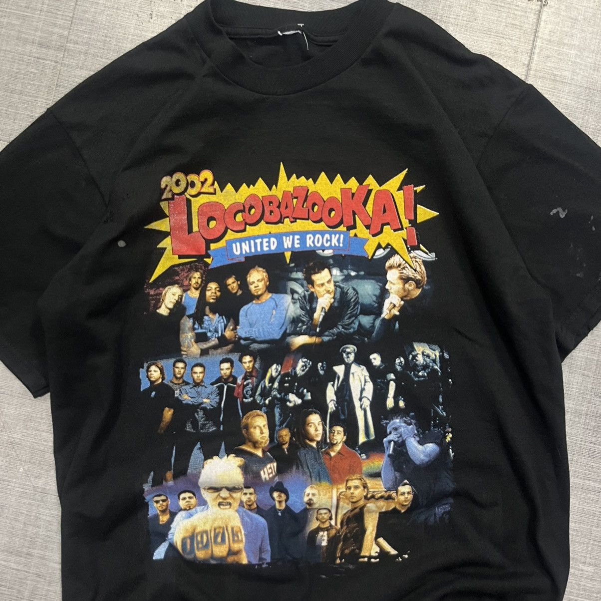 Band Tees × Vintage VTG 2002 Lolapaloza United We Rock Tee Size US XL / EU 56 / 4 - 2 Thumbnail