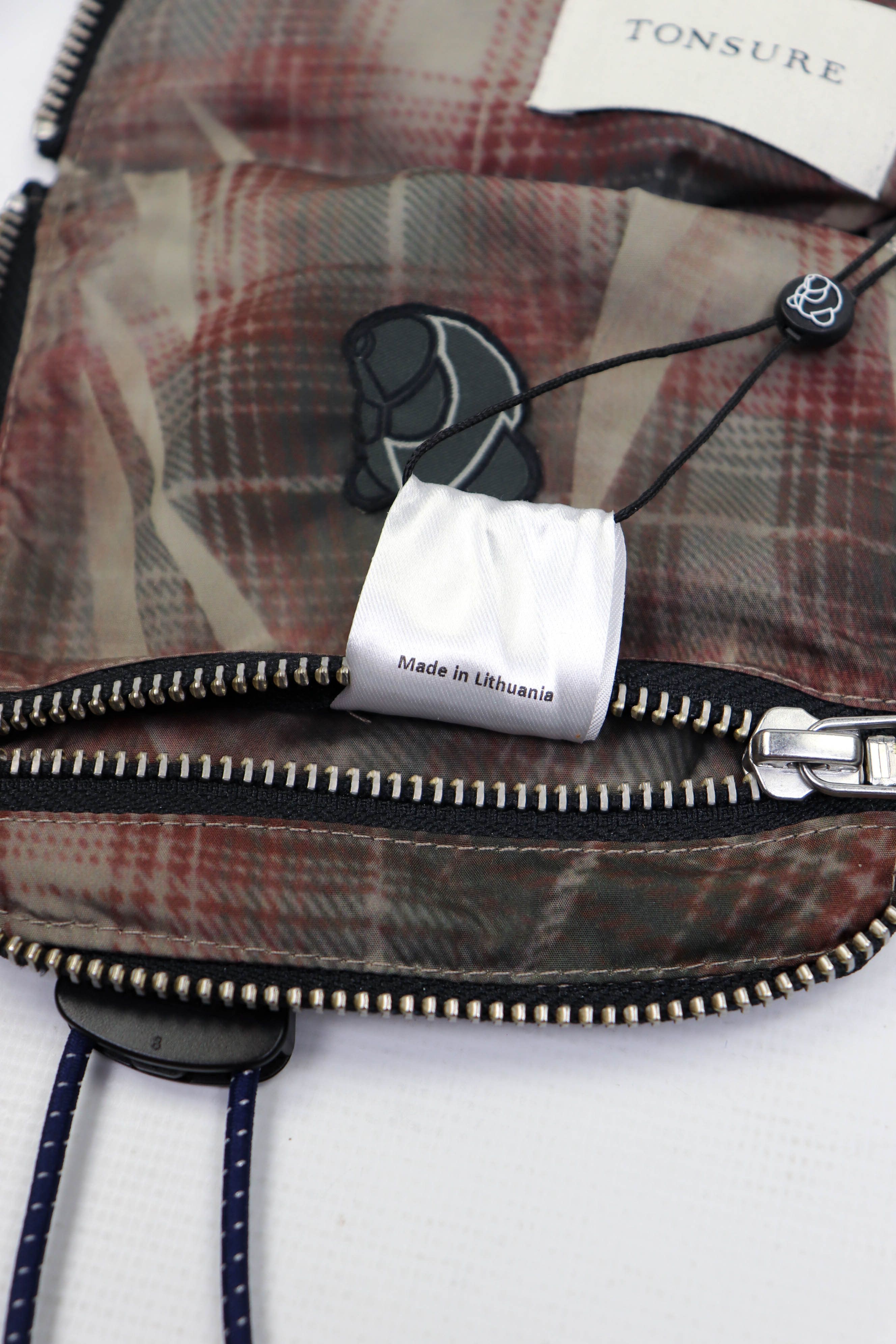 Tonsure Tonsure S/S 2019 Check Square Zipped Padded Nylon Wallet Size ONE SIZE - 8 Thumbnail