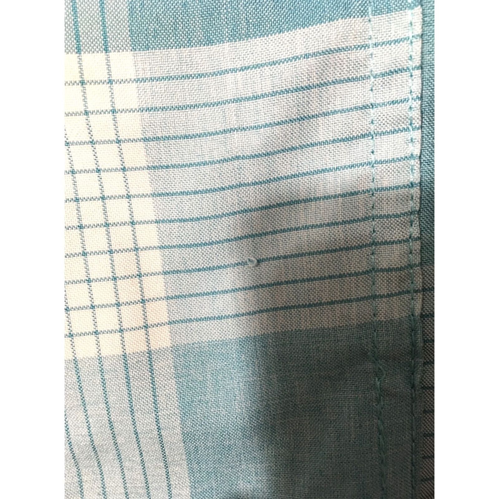 Haggar Haggar Shirt Short Sleeve Button-Down Pocket LIGHT Blue Plaid Large Men's Button-Up Casual Everyday Comfort Regular Fit Size US L / EU 52-54 / 3 - 6 Thumbnail