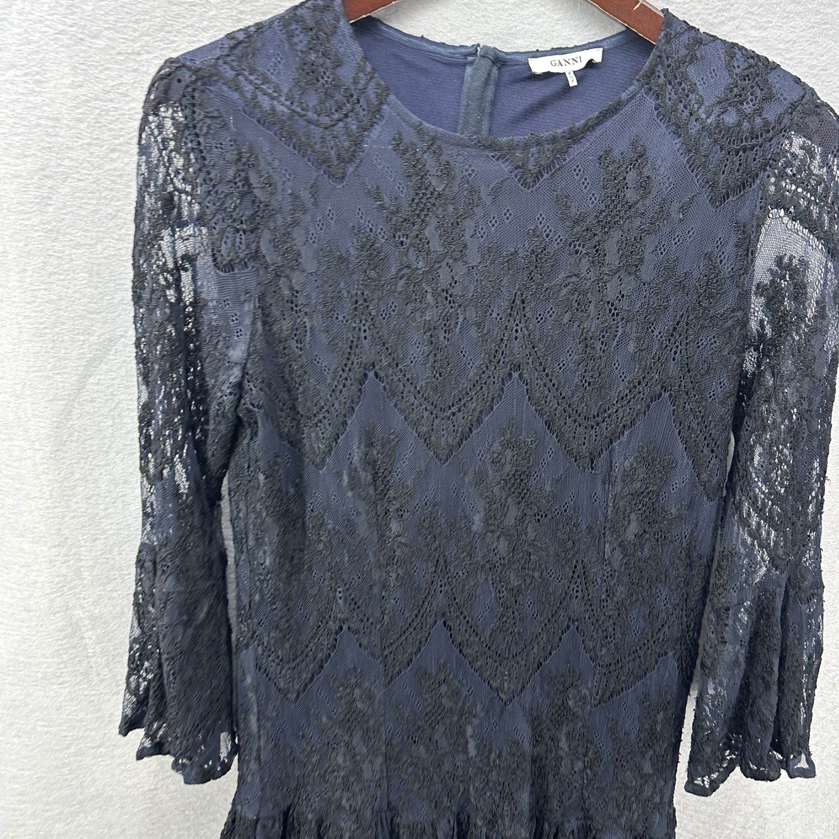 Ganni GANNI Women Dress Shift XS Lace Floral Bohemian 2020s Drop Waist Short Sleeve Navy Blue Size XS / US 0-2 / IT 36-38 - 3 Thumbnail