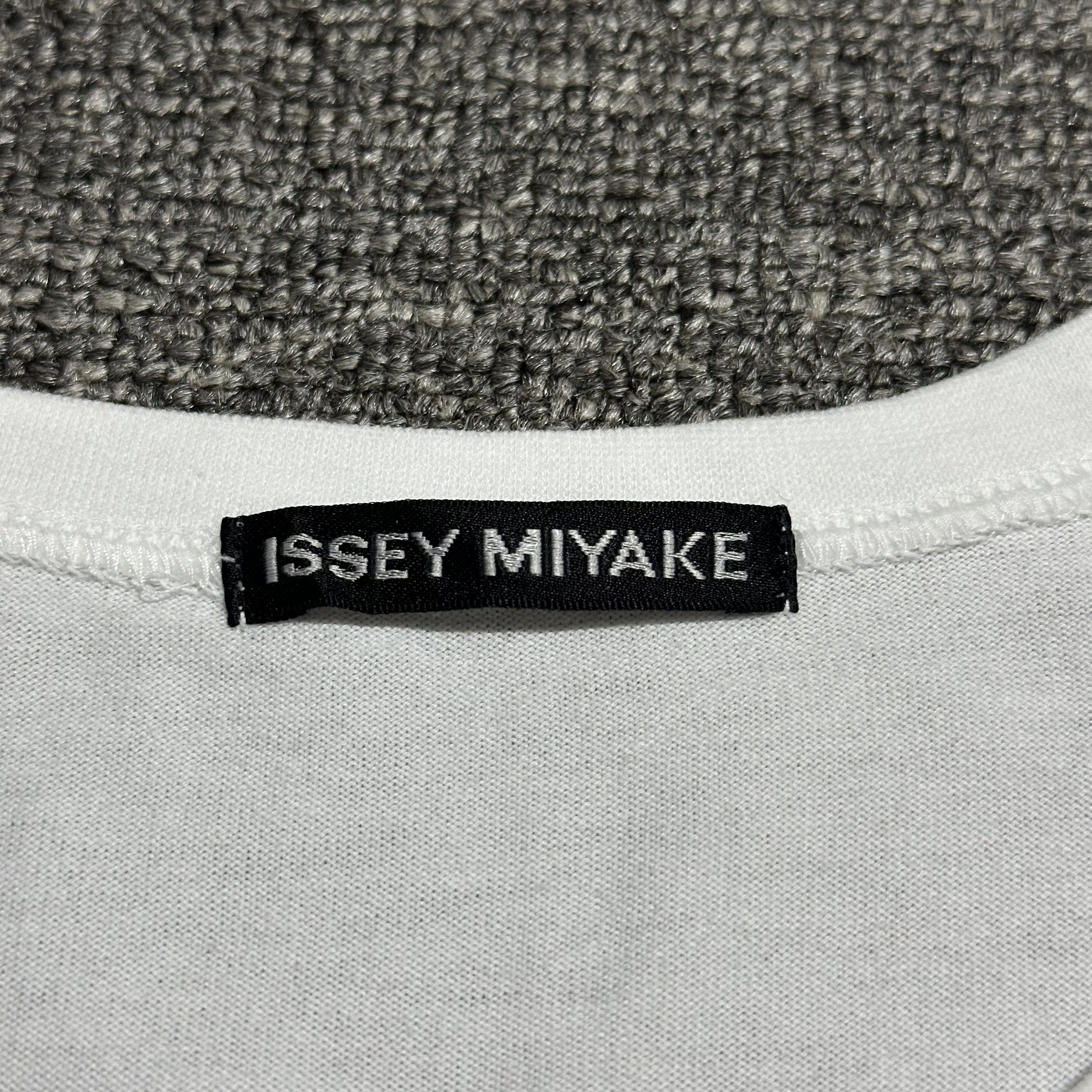 Issey Miyake Issey Miyake SS01 Tee Size US XS / EU 42 / 0 - 7 Thumbnail