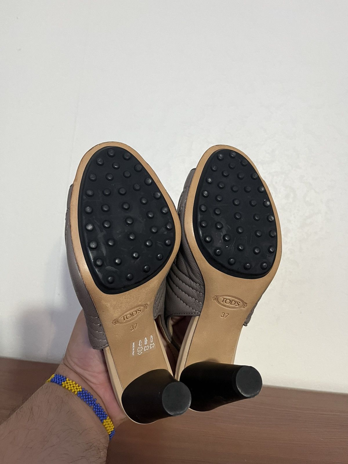 Tod's Tod’s Quilted Pattern Leather Slingback Heels Made in Italy Size US 7 / IT 37 - 8 Thumbnail