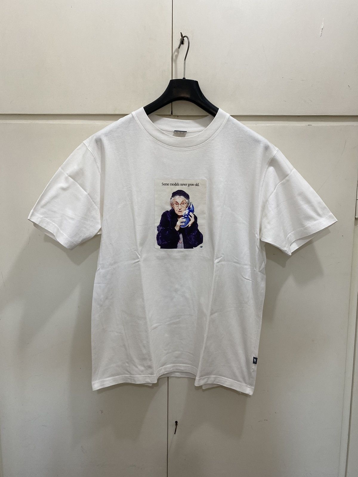 New Balance New Balance T-shirt, size XL, white, with print, new Size US XL / EU 56 / 4 - 1 Thumbnail