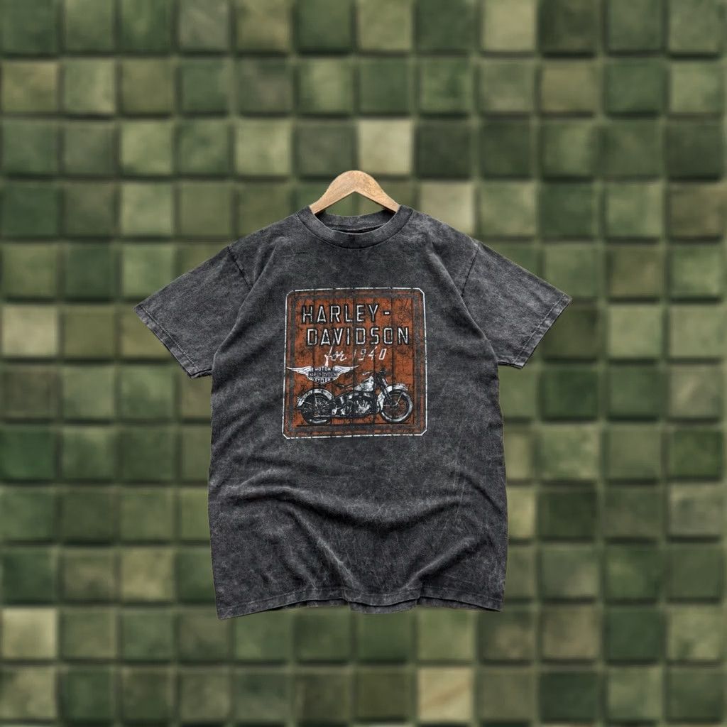 Harley Davidson VINTAGE Harley-Davidson T-Shirt Gray Size M Men Harley-Davidson 3d Emblem Biker USA Streetwear 80s 90s Cartoon Classic Size US M / EU 48-50 / 2 - 1 Thumbnail