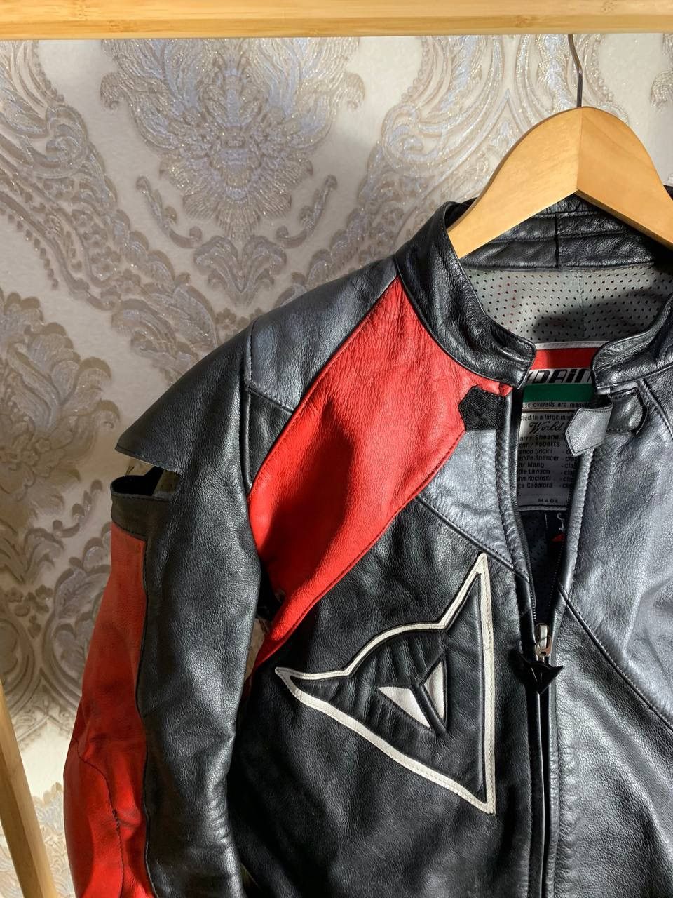 Dainese × Vintage VERY RARE DAINESE RACING MOTORCYCLE LEATHER JACKET Y2K 90s Size US L / EU 52-54 / 3 - 3 Thumbnail