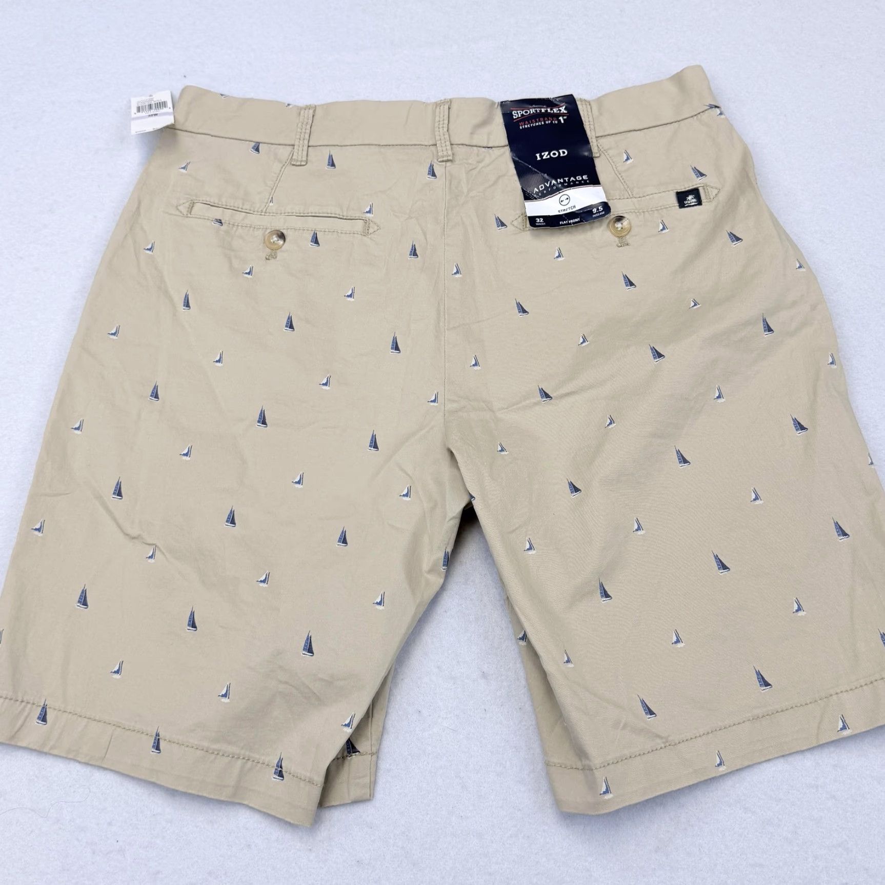 Izod Izod Mens Shorts 32 Khaki Sailboat Print Advantage Performance Chino 9 Inseam Size US 32 / EU 48 - 5 Thumbnail