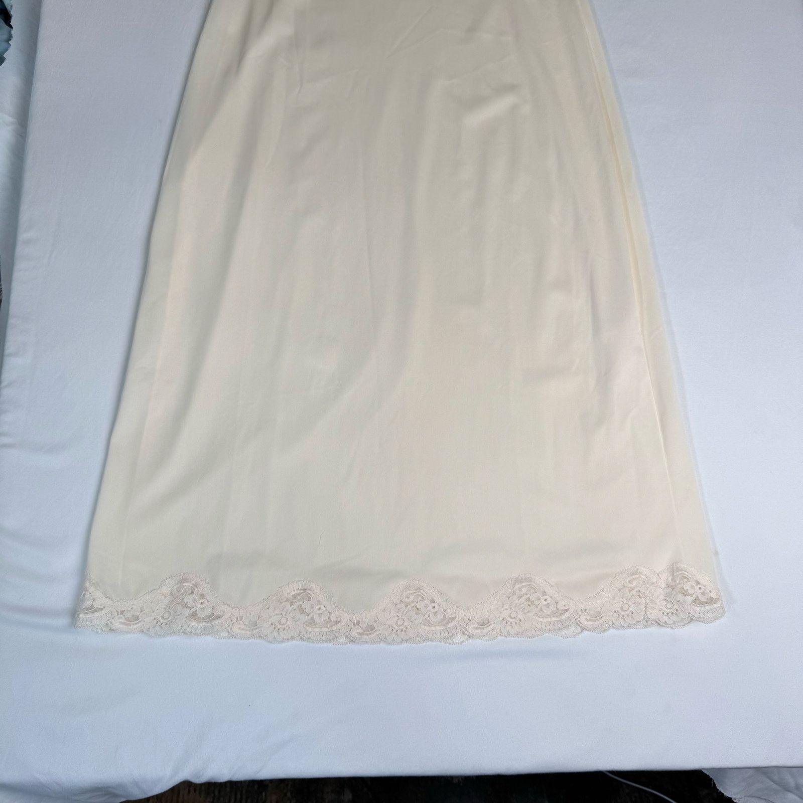 Vintage Vintage Shadowline Opacitrique Ivory Full Slip Dress Lace 34 Size S / US 4 / IT 40 - 3 Thumbnail
