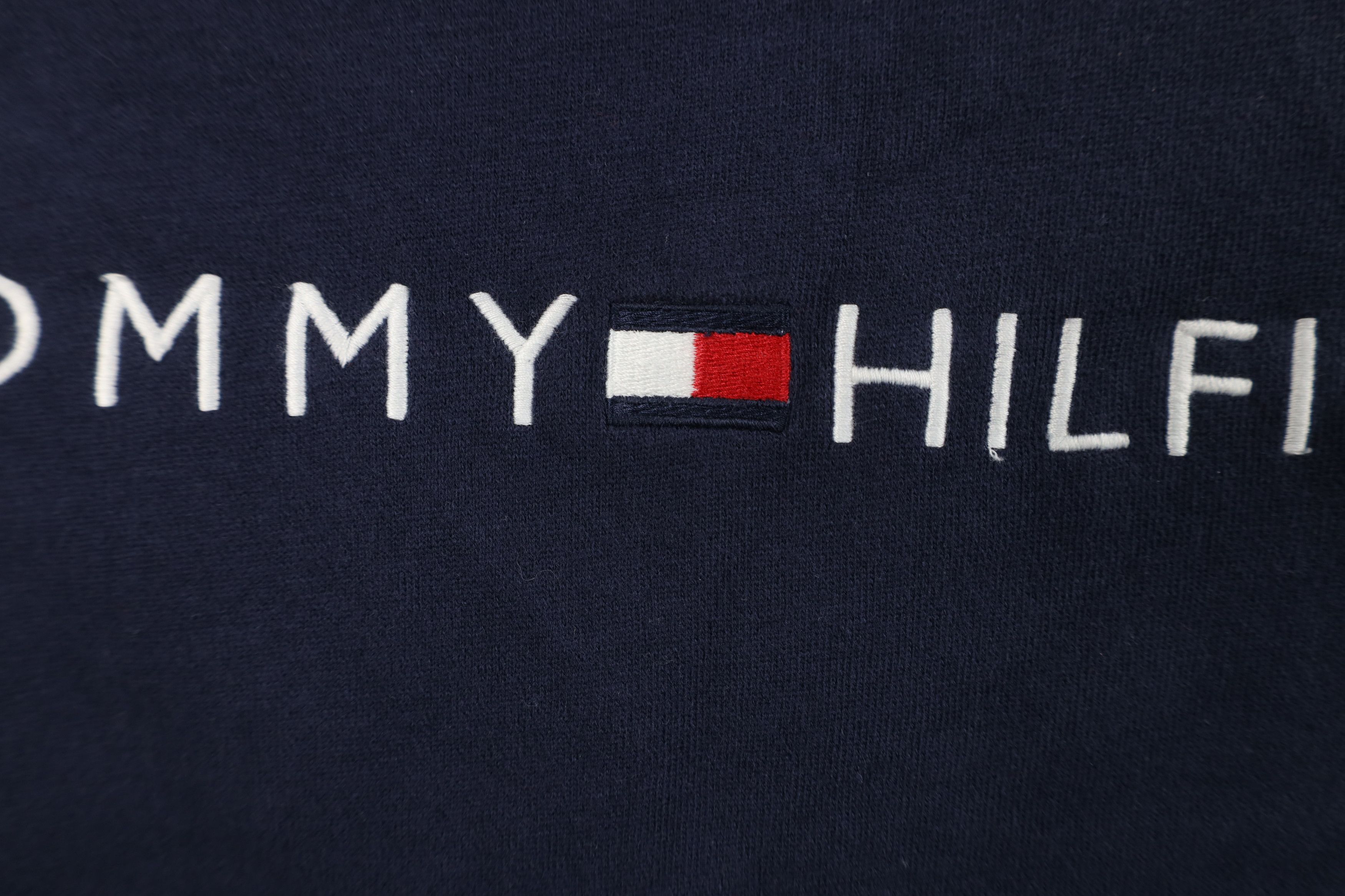 Tommy Hilfiger Vintage Tommy Hilfiger Spell Out Crewneck Sweatshirt Blue Size US L / EU 52-54 / 3 - 5 Thumbnail