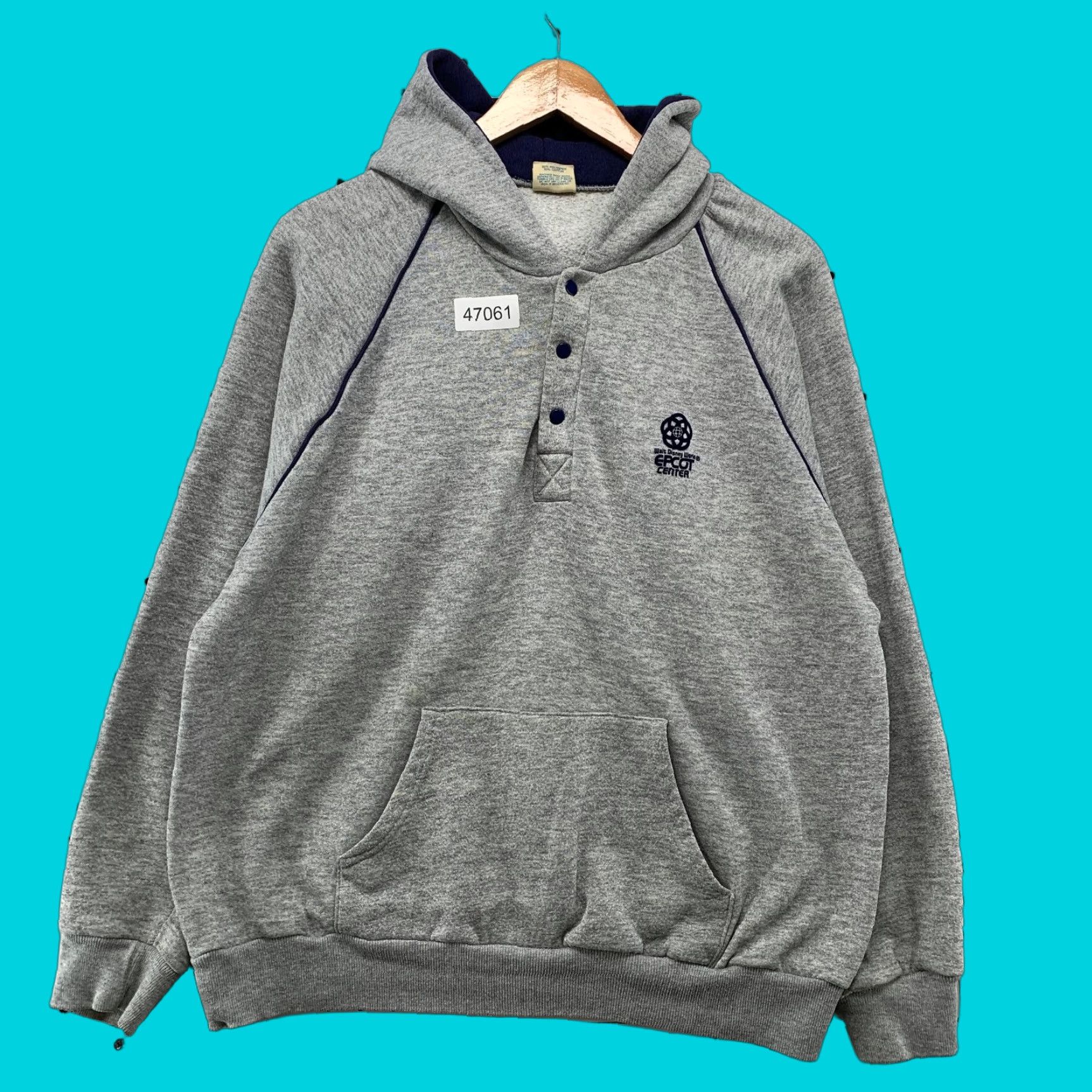 Disney VINTAGE Disney Hoodie Mens XL Gray Epcot Center Fleece Made USA Neon? Size US XL / EU 56 / 4 - 1 Thumbnail