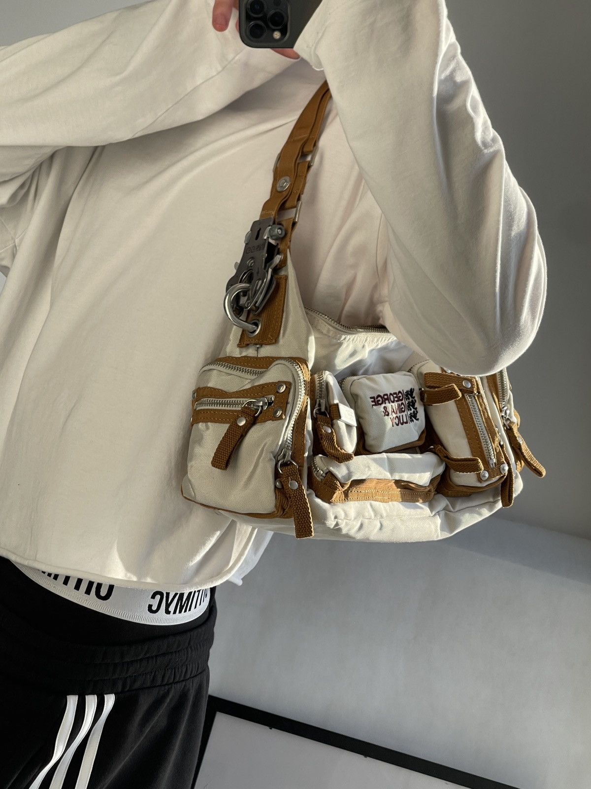 George Gina & Lucy Very Rare George Gina & lucy Y2k Alyx Bag Crossbody Handbag Size ONE SIZE - 6 Thumbnail