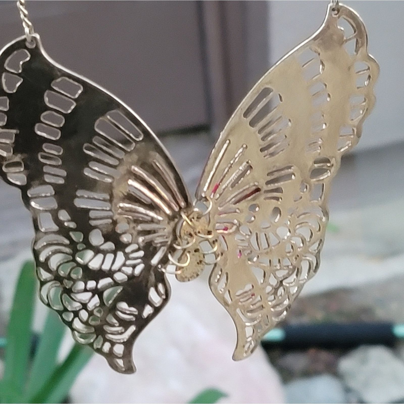 The Unbranded Brand Vtg Large Butterfly Pendant Necklace Size ONE SIZE - 4 Thumbnail