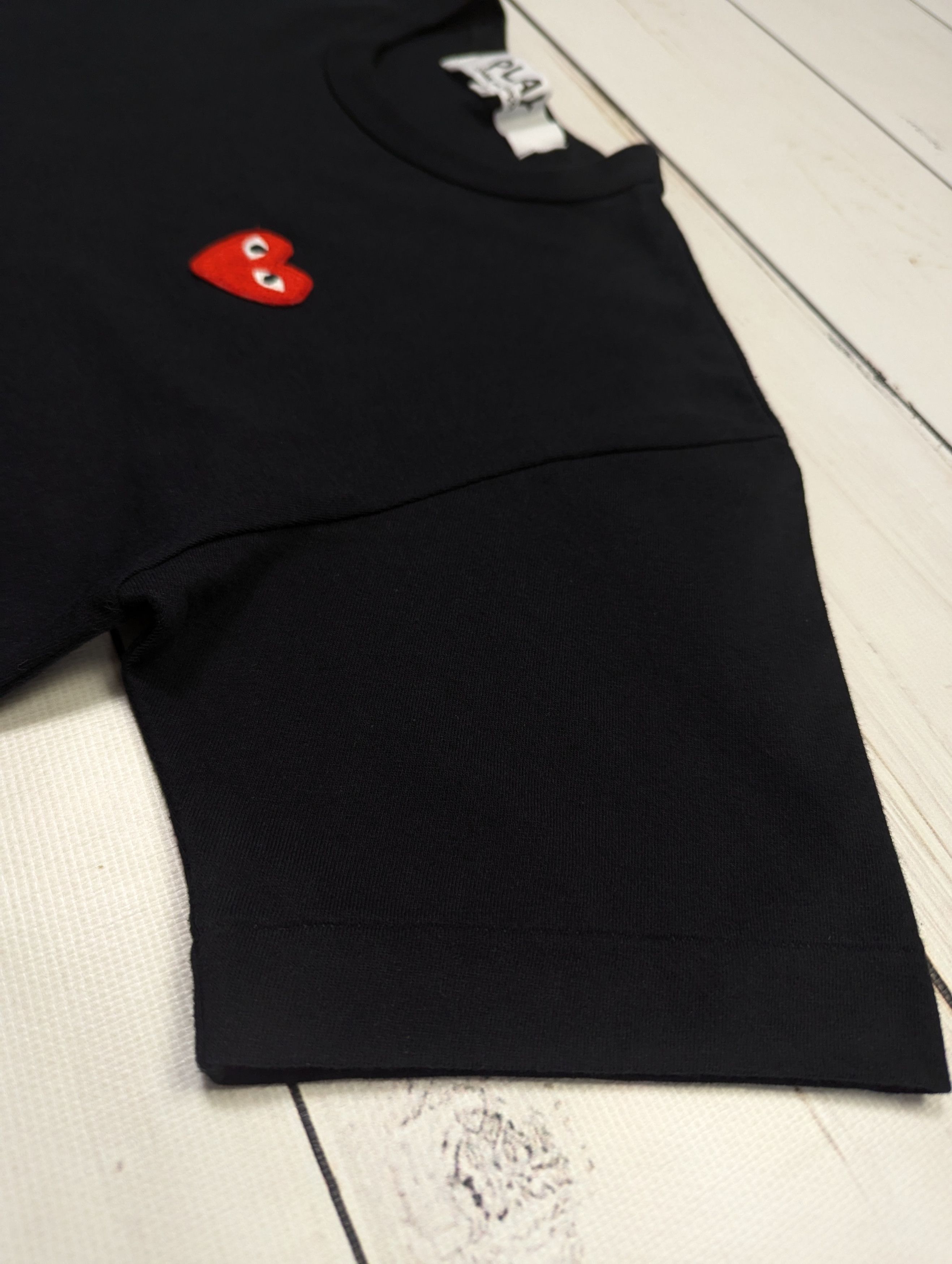 Comme des Garcons PLAY Comme Des Garcons Play black t-shirt AZ-T108 Size US M / EU 48-50 / 2 - 5 Thumbnail