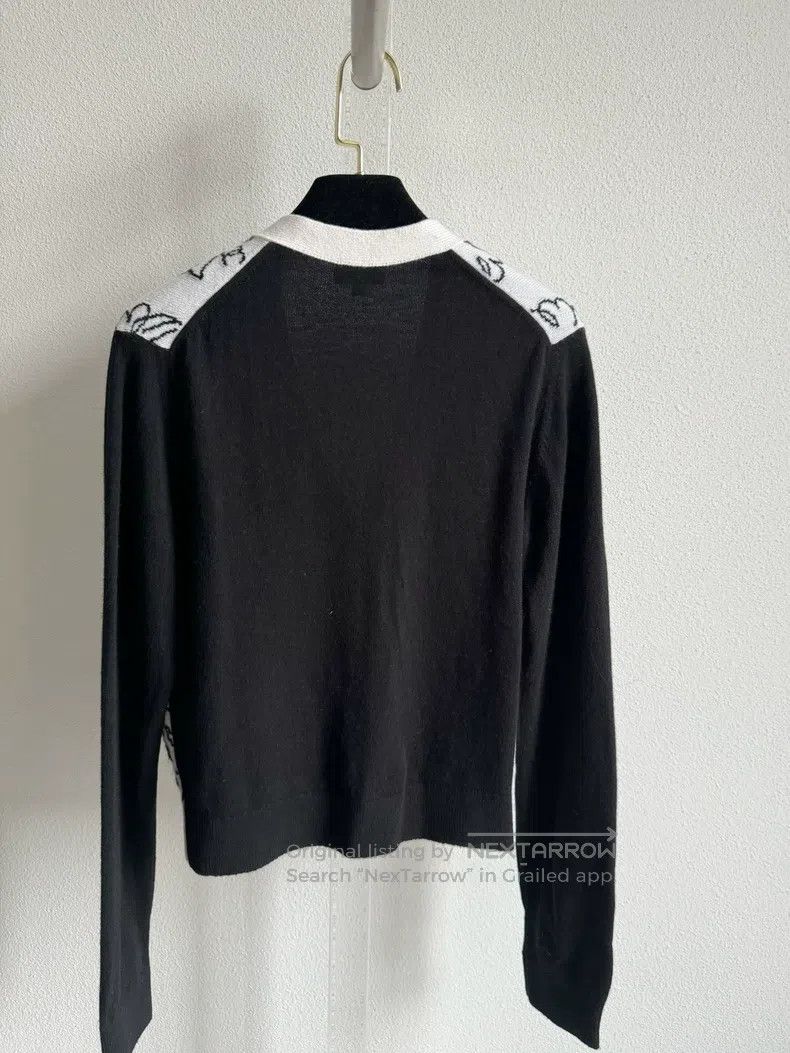 Chanel Chanel 22c Peace Pigeon Black and White Cashmere Cardigan Size XS / US 0-2 / IT 36-38 - 3 Thumbnail