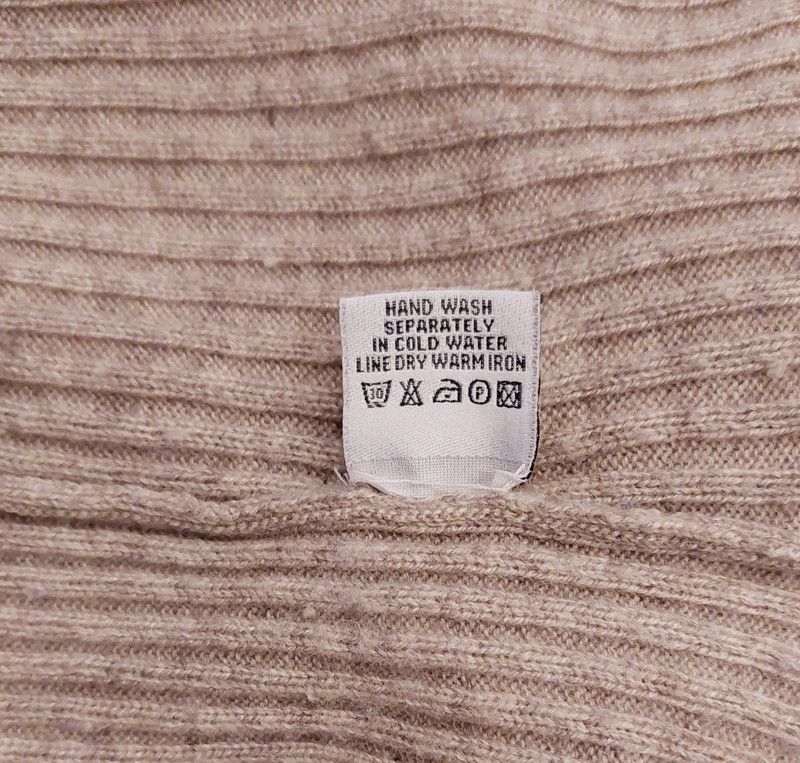 50% wool 50% cashmere sweater turtleneck jumper beige