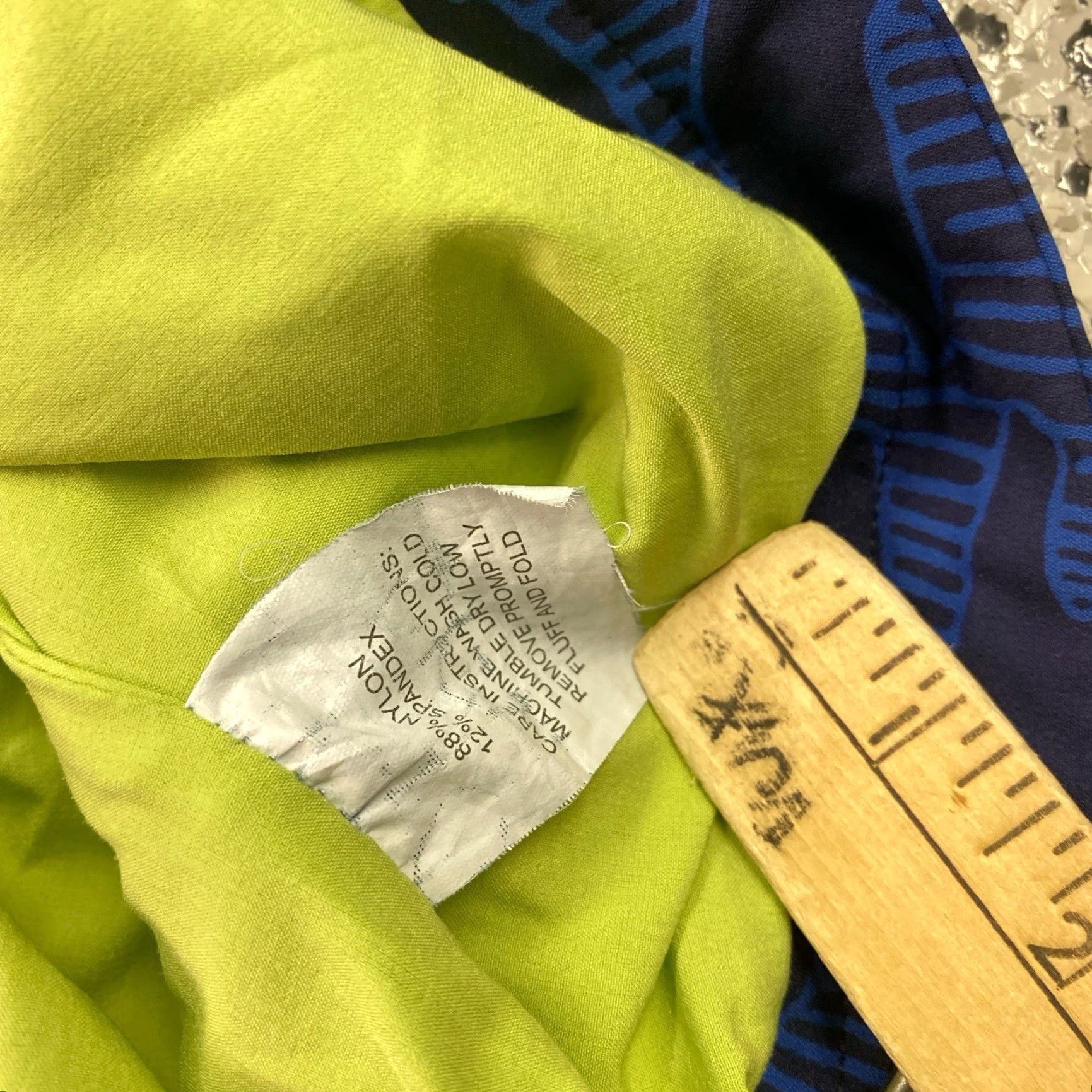 Vintage Devereux Golf Zip up XL Mens Sweatshirt Blue Camo Nylon Spandex Activewear Size US XL / EU 56 / 4 - 5 Thumbnail