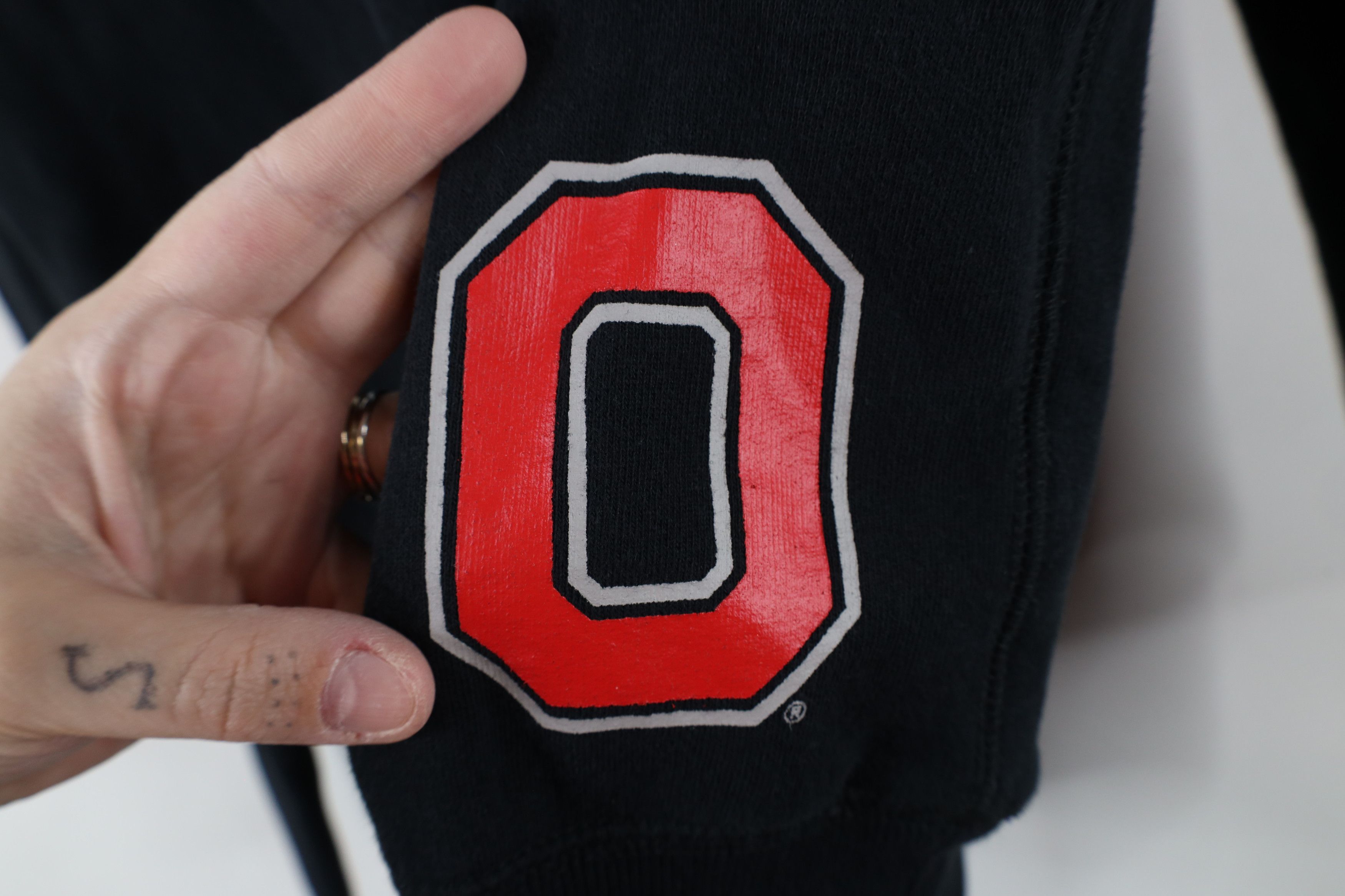 Nike × Vintage Vintage Nike Ohio State University Buckeyes Sweatshirt Black Size M / US 6-8 / IT 42-44 - 6 Thumbnail