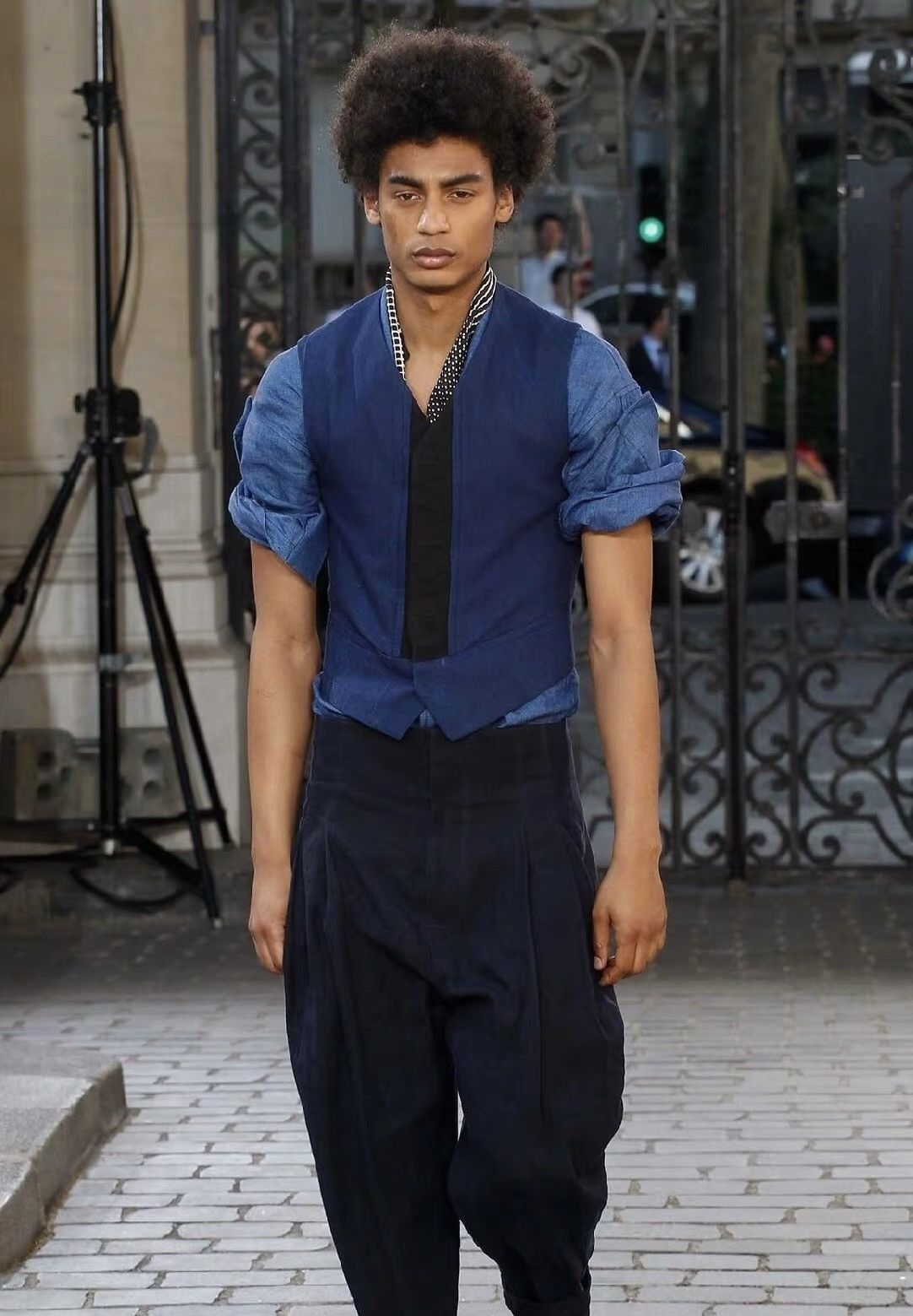 Haider Ackermann Haider Ackermann palace-style vest. Size 40L - 2 Thumbnail