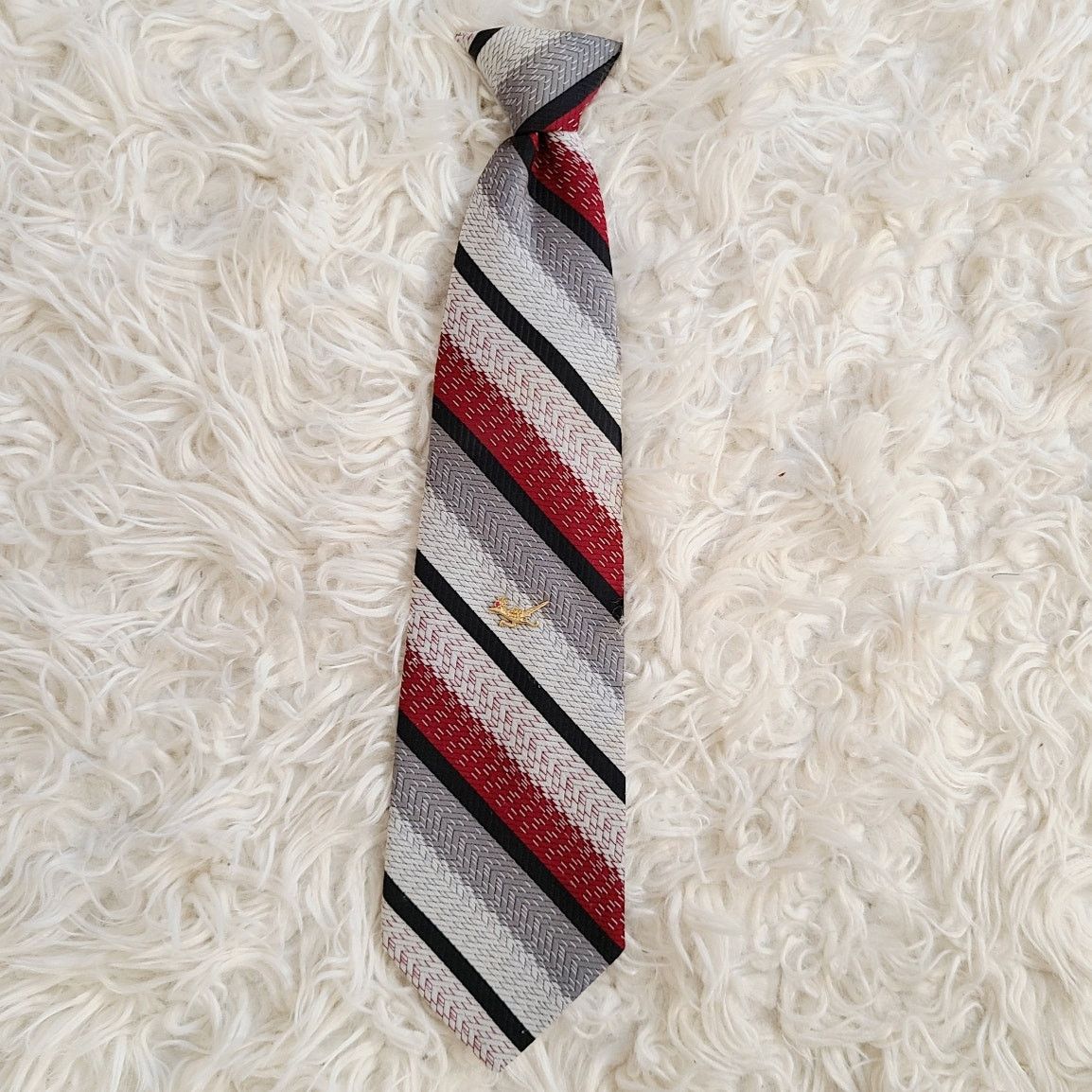Vintage Vintage 70s EZ clip on stripped tie with gold roadrunner pin Size ONE SIZE - 1 Thumbnail