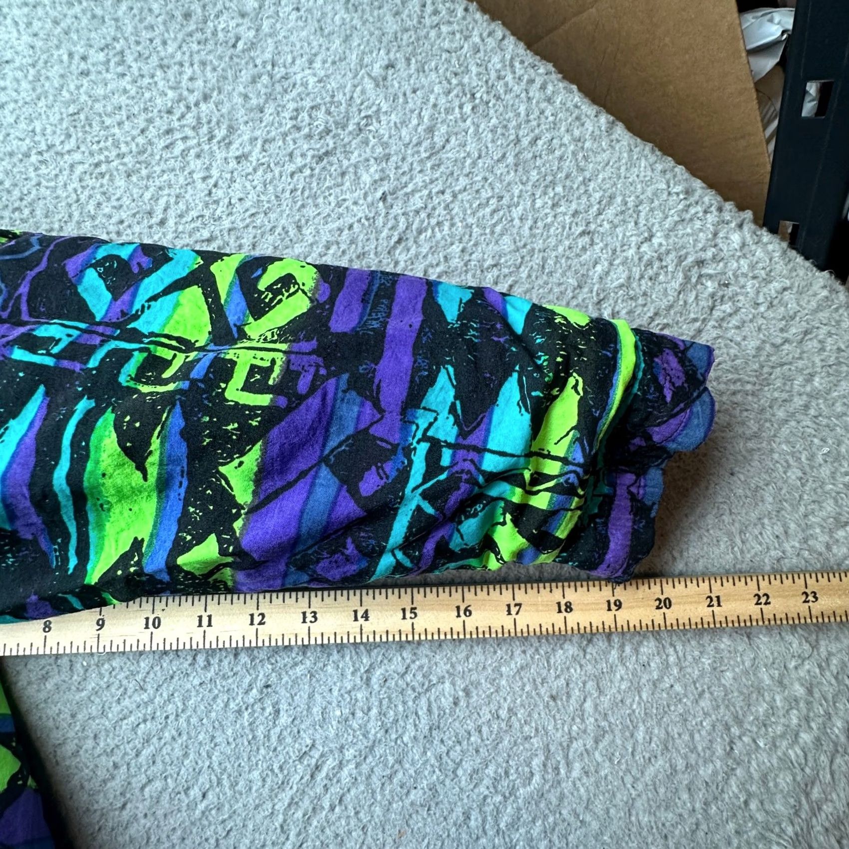 Vintage VINTAGE Vuarnet France Geometric Ski Jacket Mens S Green Purple 90s Full Zip Insulated Geometry Skiing Size US S / EU 44-46 / 1 - 5 Thumbnail