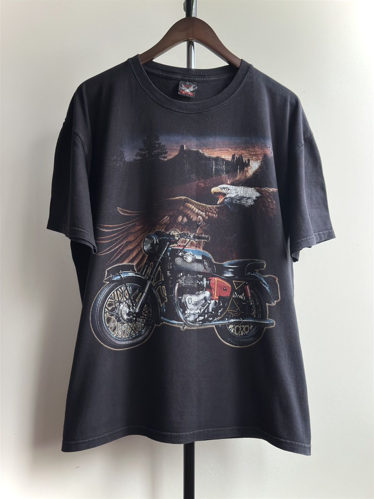 Vintage VINTAGE Y2K HOT ROCK EAGLE MOTORCYCLE GRAPHIC TEE Size US XL / EU 56 / 4 - 1 Thumbnail