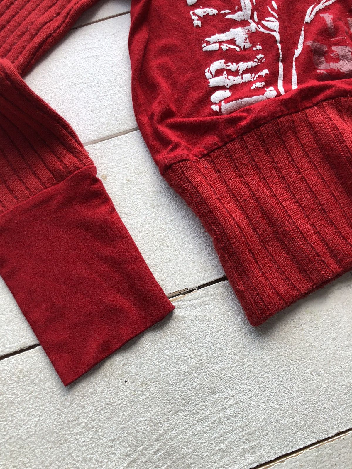 Designer Y2K Red Graphic Turtleneck Sweater with Ribbed Sleeves Size M / US 6-8 / IT 42-44 - 4 Thumbnail