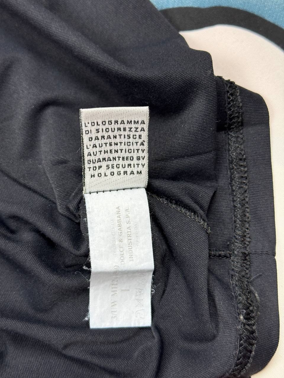 Dolce & Gabbana Dolce&Gabbana Luxury Non confirmist small logoT-shirt size M Size M / US 6-8 / IT 42-44 - 6 Thumbnail