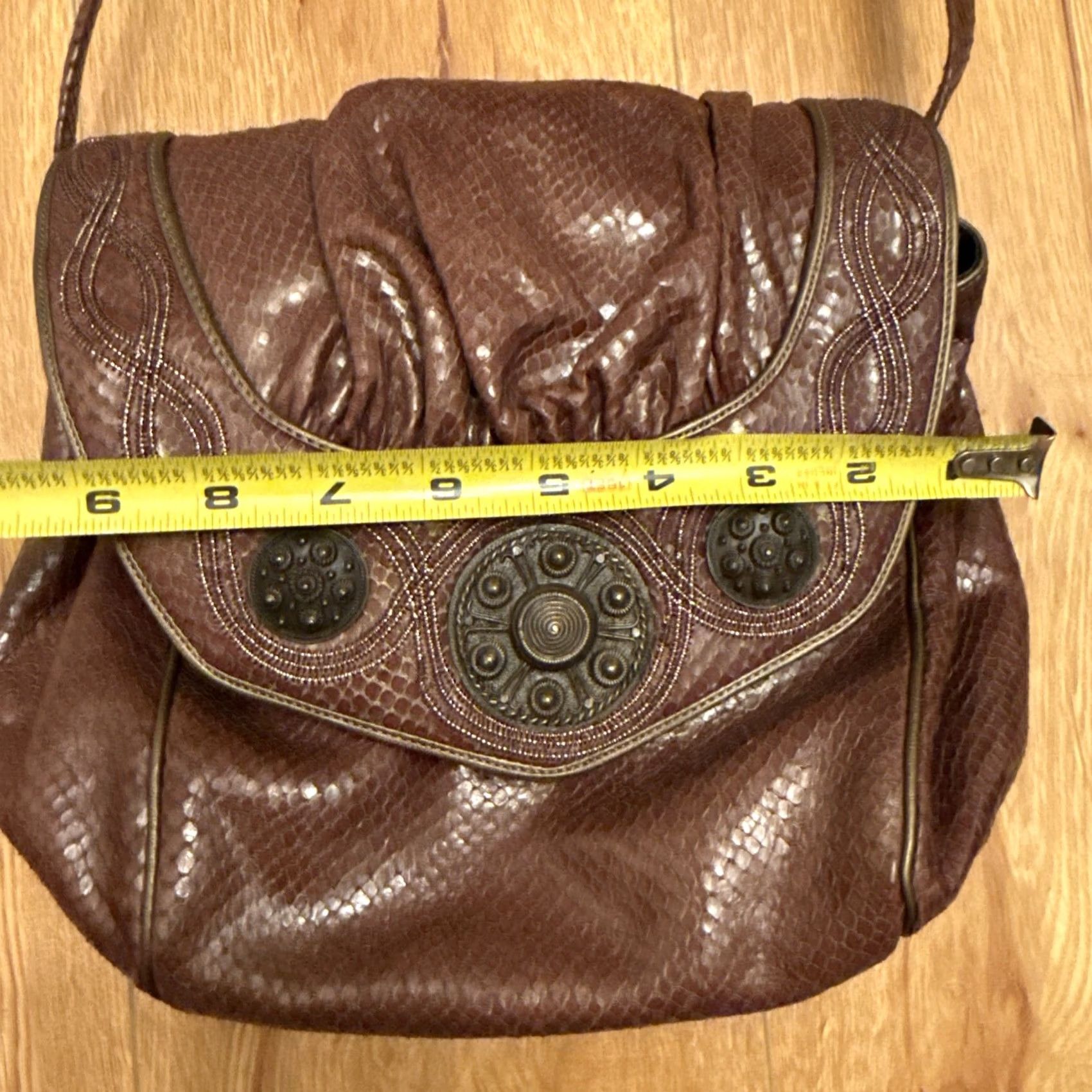 Skin VINTAGE Sharif WOMEN'S BROWN & GOLD REPTILE SKIN HANDBAG PURSE Shoulder Bag Women Medium Brown Gold Reptile Skin Embroidered Vintage 90s Size ONE SIZE - 5 Thumbnail