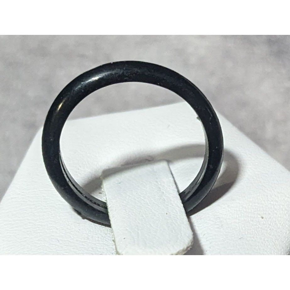 Other Simple Black Rubber Fashion Ring Size 6 1/4 Size ONE SIZE - 7 Thumbnail