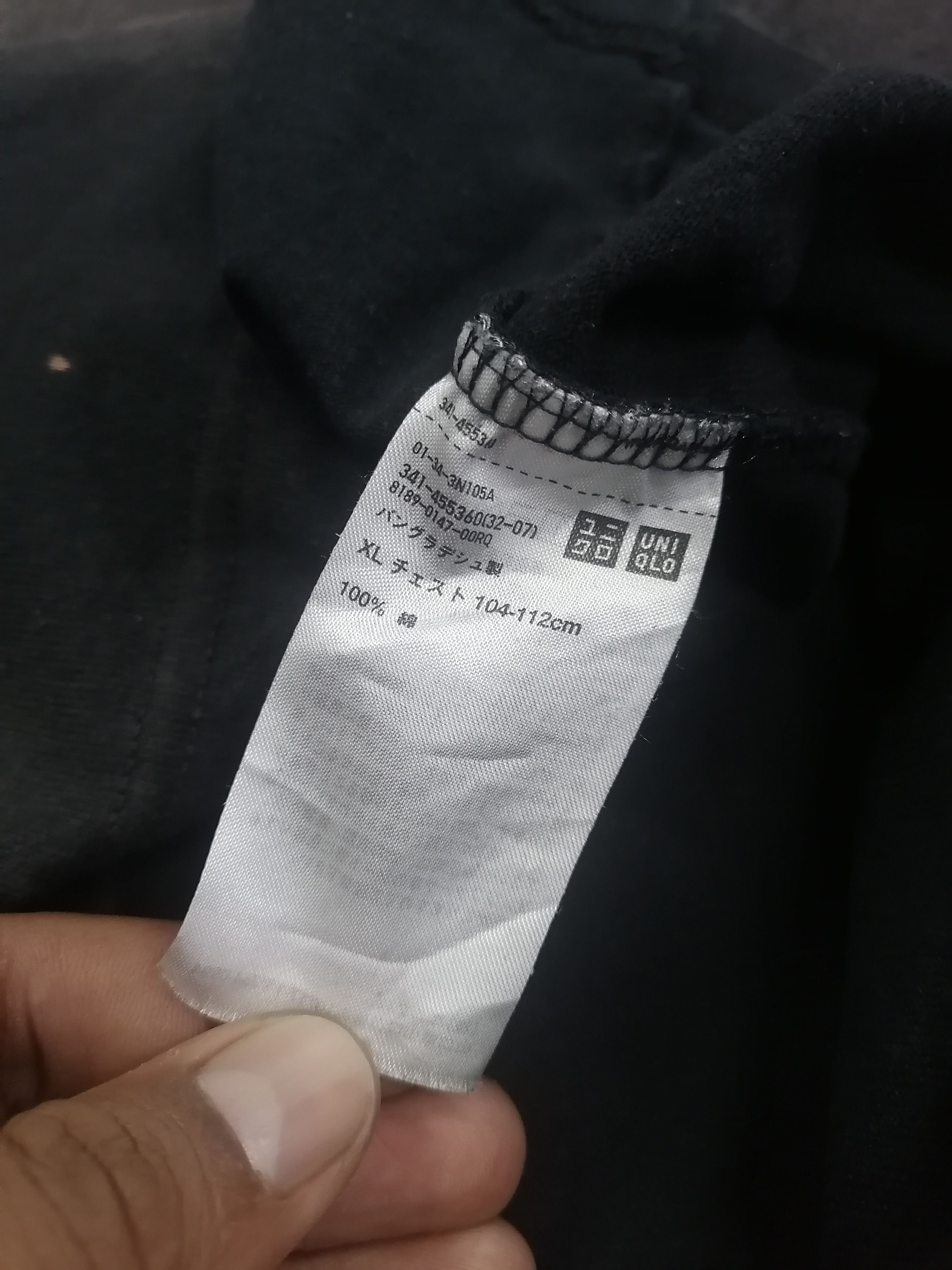 Japanese Brand Trashed Faded Black Uniqlo Tee Size US XL / EU 56 / 4 - 5 Thumbnail