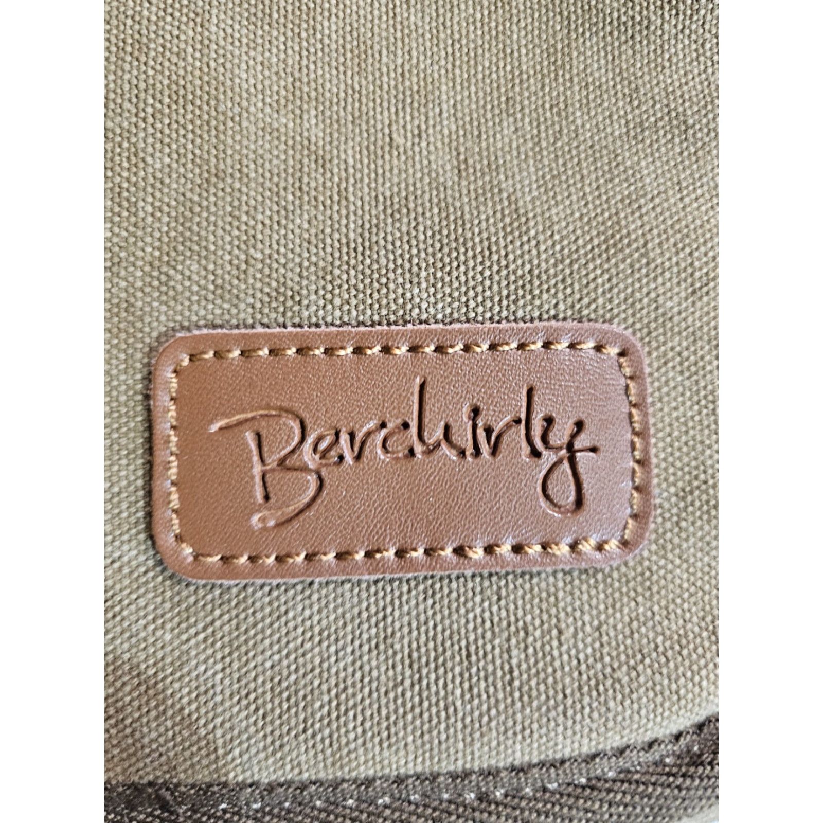 Vintage BERCHIRLY Classic Sm. Messenger Bag Brown Canvas Adjustable Crossbody Organizer Bag Size ONE SIZE - 3 Thumbnail