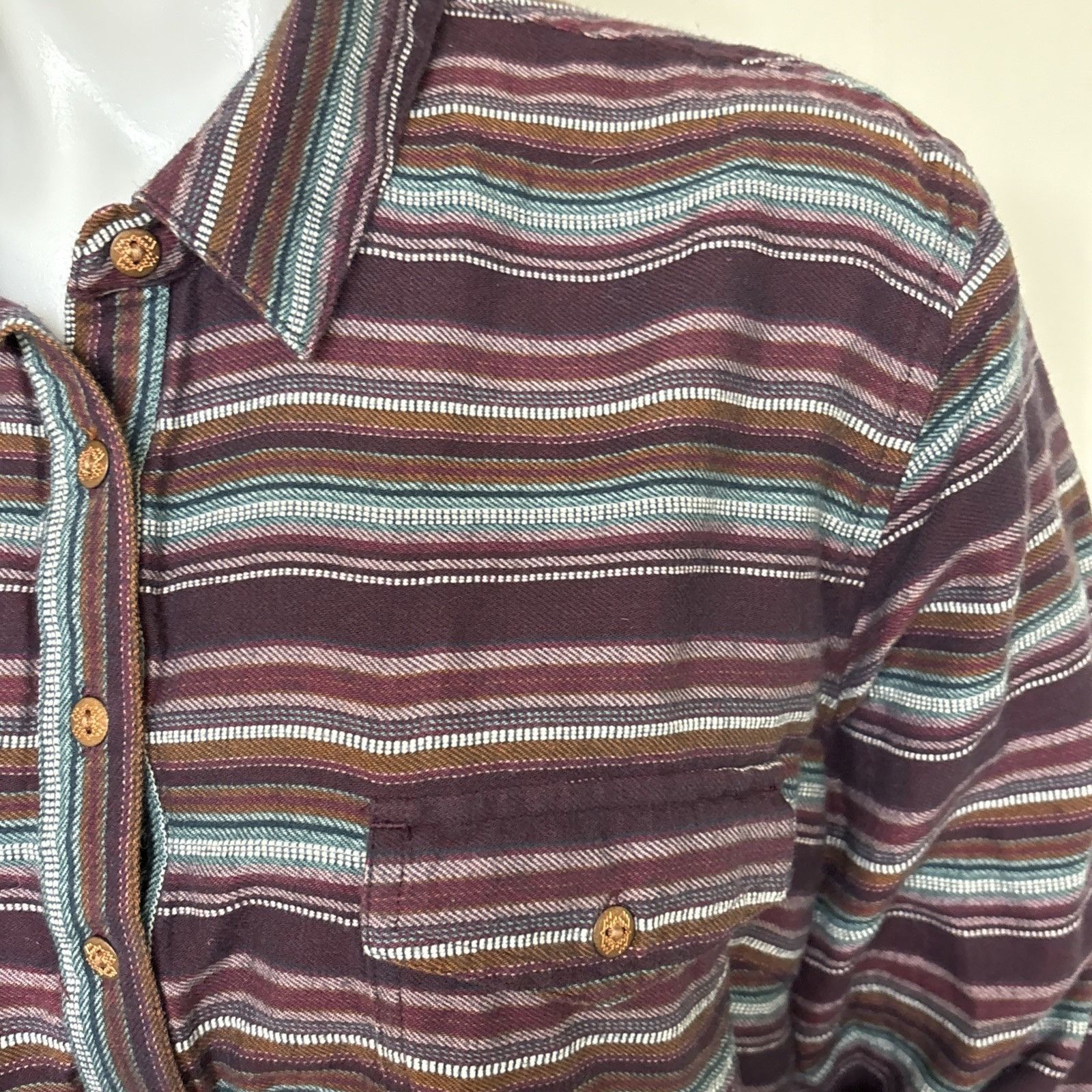 Ariat Ariat Billie Jean Western Shirt Womens XXL Aztec Stripe Burg Size XXL / US 16-18 / IT 52-54 - 2 Thumbnail