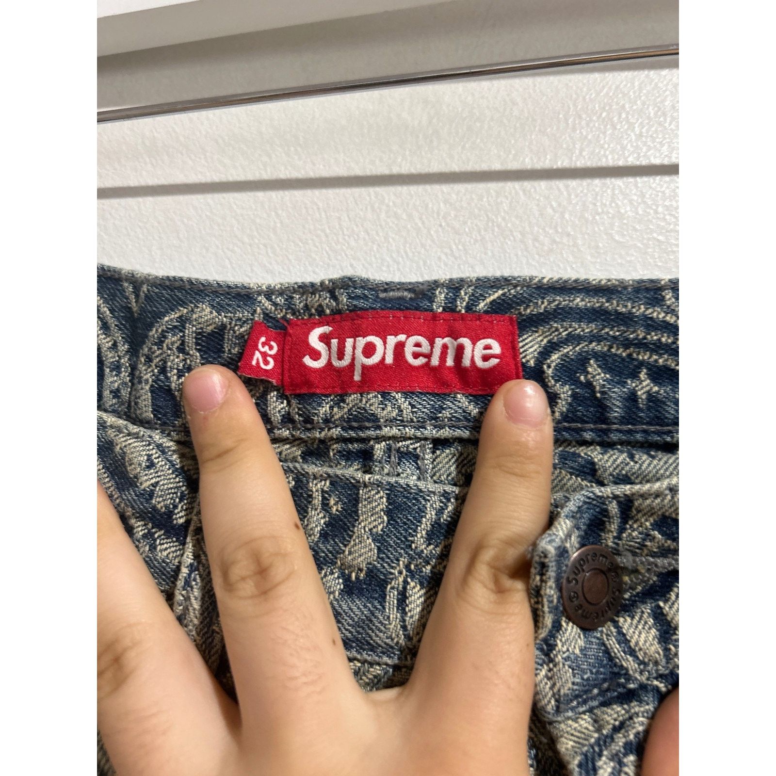 Supreme SUPREME BANDANA JACQUARD BAGGY JEAN SIZE 32 PREOWNED Size US 32 / EU 48 - 6 Thumbnail