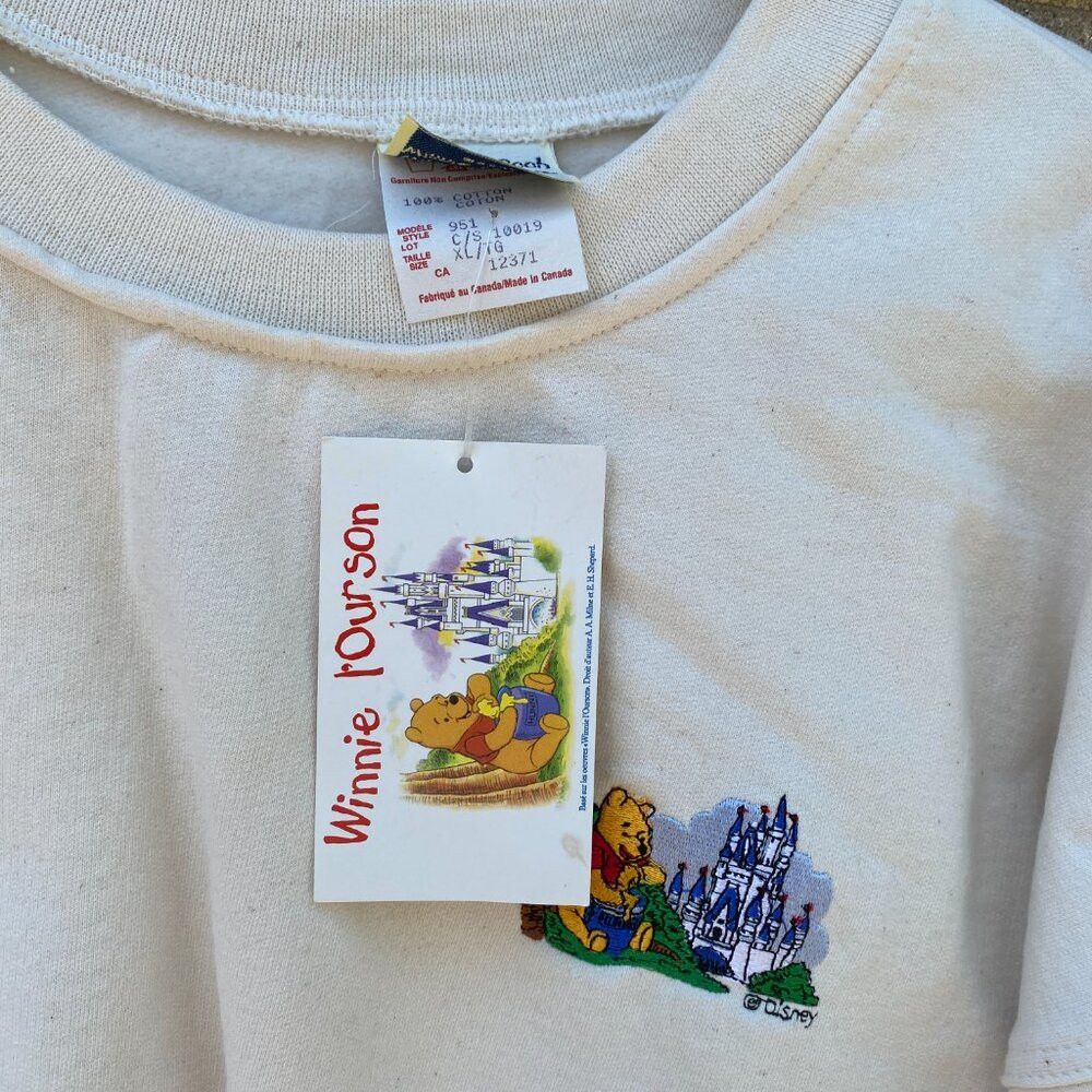 Disney BNWT Vintage 1991 Disney Winnie The Pooh Embroidered Crewne Size US XL / EU 56 / 4 - 8 Thumbnail