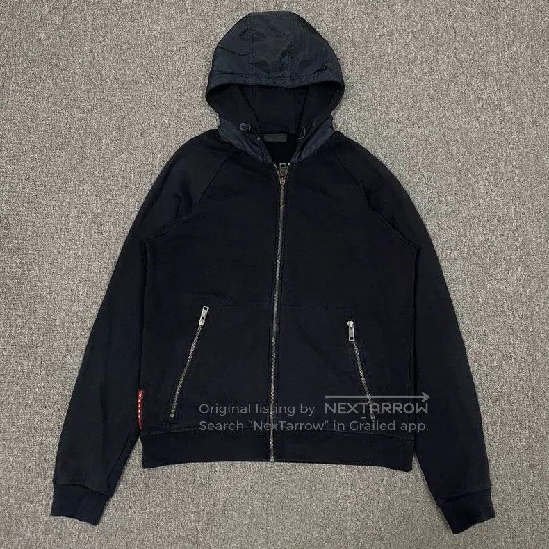 Prada Prada Navy Logo Zip Hooded Jacket. Size US S / EU 44-46 / 1 - 1 Thumbnail