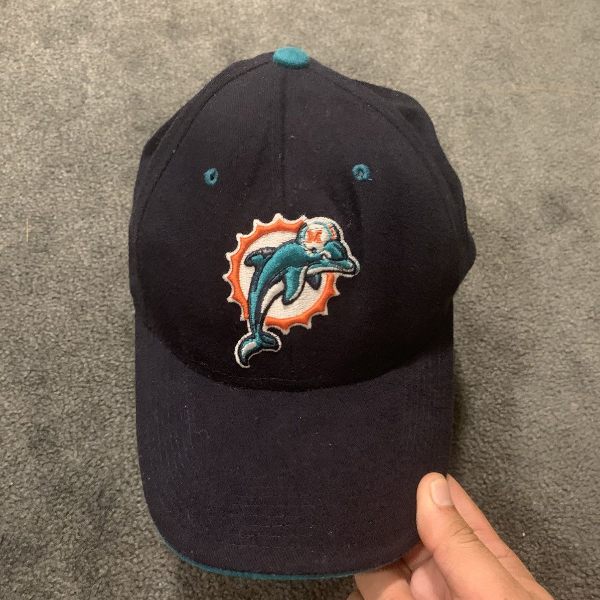 Twins Enterprise Inc. VINTAGE 90s Miami Dolphins Twins Enterprise Hat Black/Teal Size ONE SIZE - 1 Thumbnail