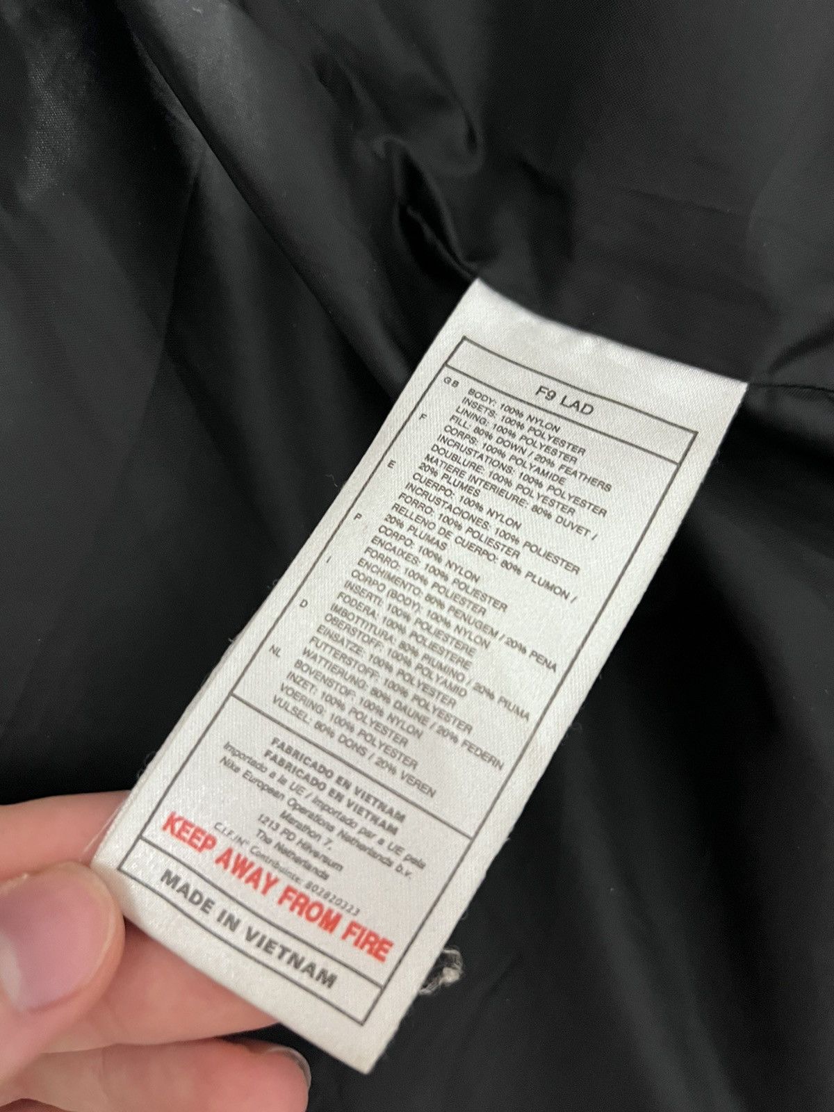 Nike Vintage 90s Nike Swoosh Black Down Puffer Hooded Vest Size M Size US S / EU 44-46 / 1 - 6 Thumbnail