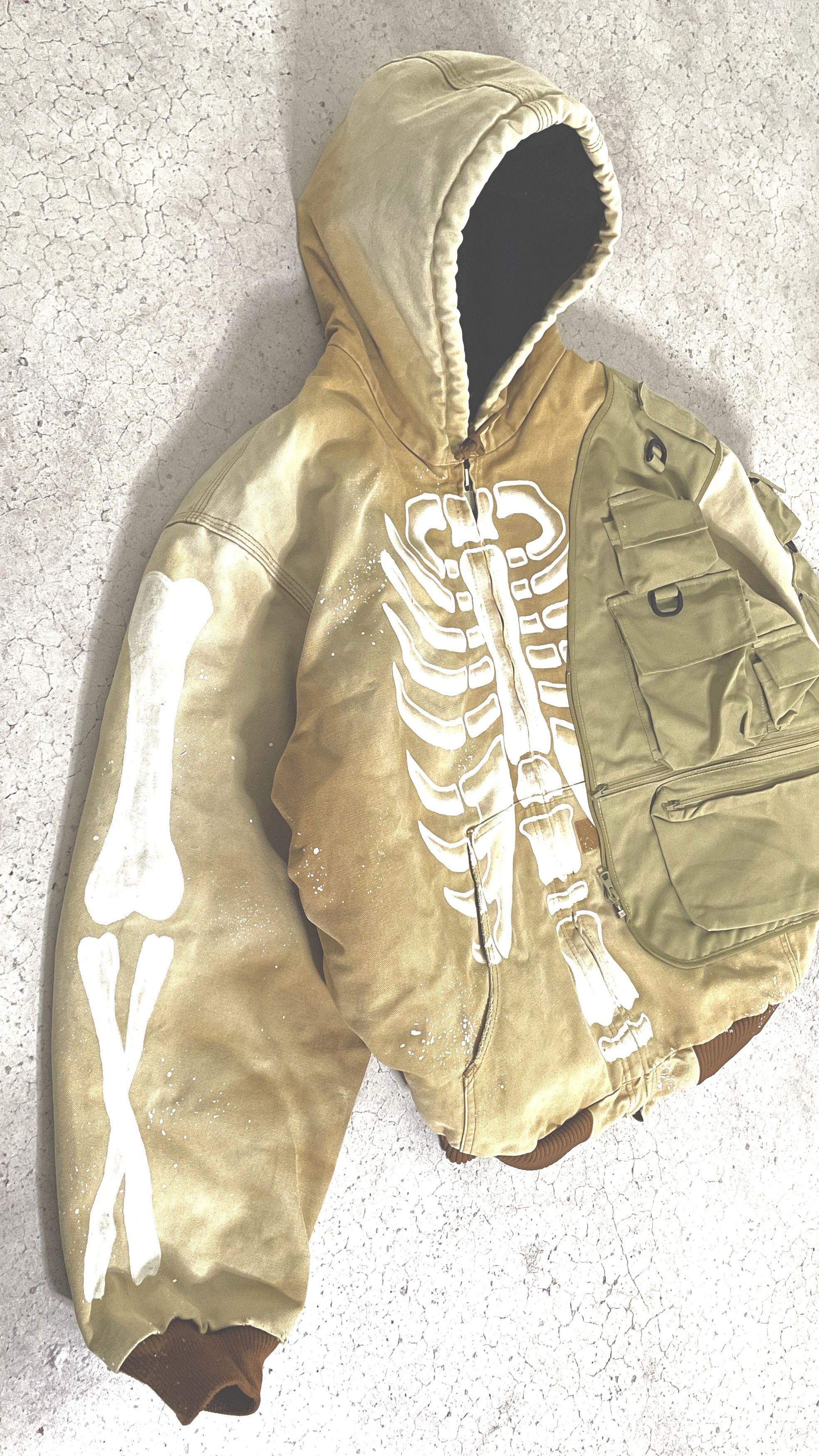 Carhartt SKELETON 1OF1 HEAVY HAND PAINTED Y2K ROCK PUNK GOTHIC Size US XL / EU 56 / 4 - 3 Thumbnail