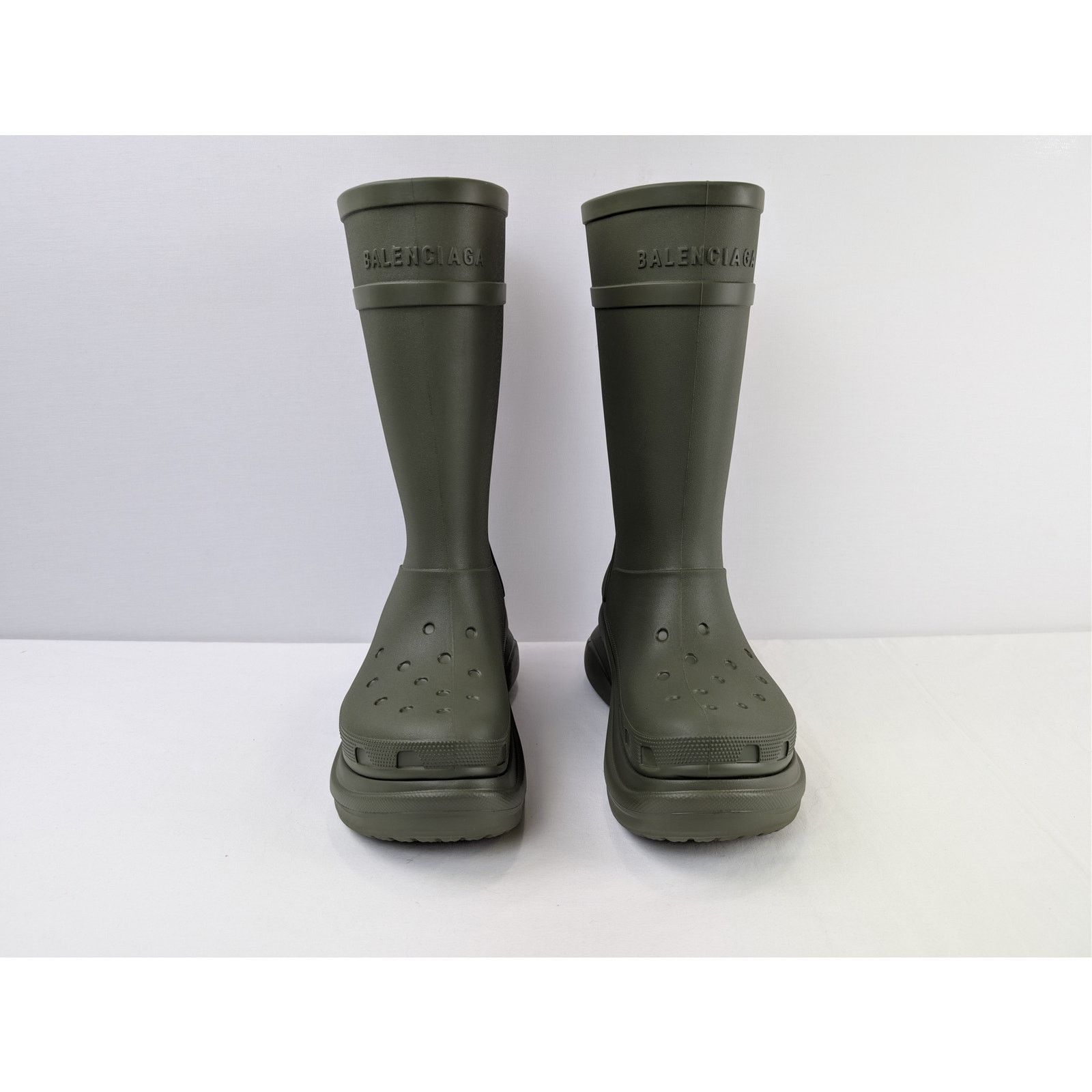 Balenciaga o1rshd1 Rubber Crocs Boot in Army Green Size US 11 / EU 44 - 8 Thumbnail