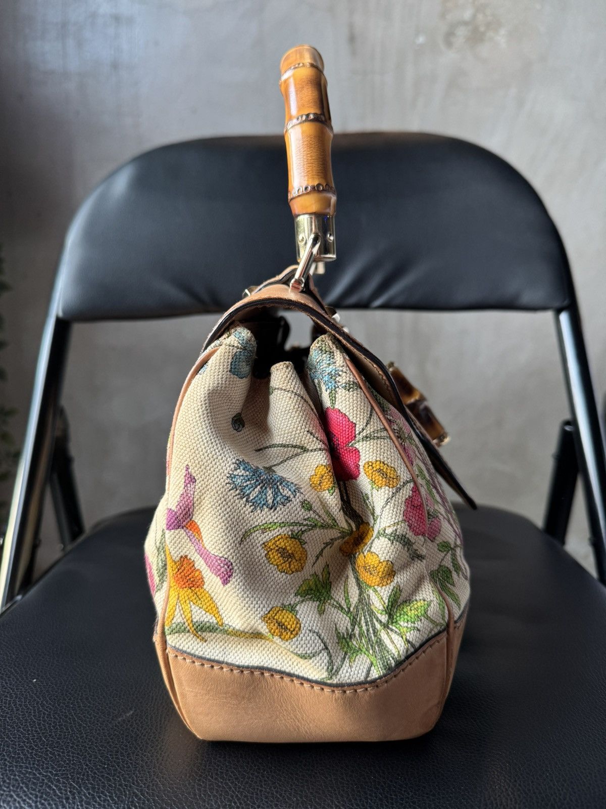 Gucci Gucci Bamboo Flora Nailhead Canvas Handbag Multiple colors Size ONE SIZE - 5 Thumbnail