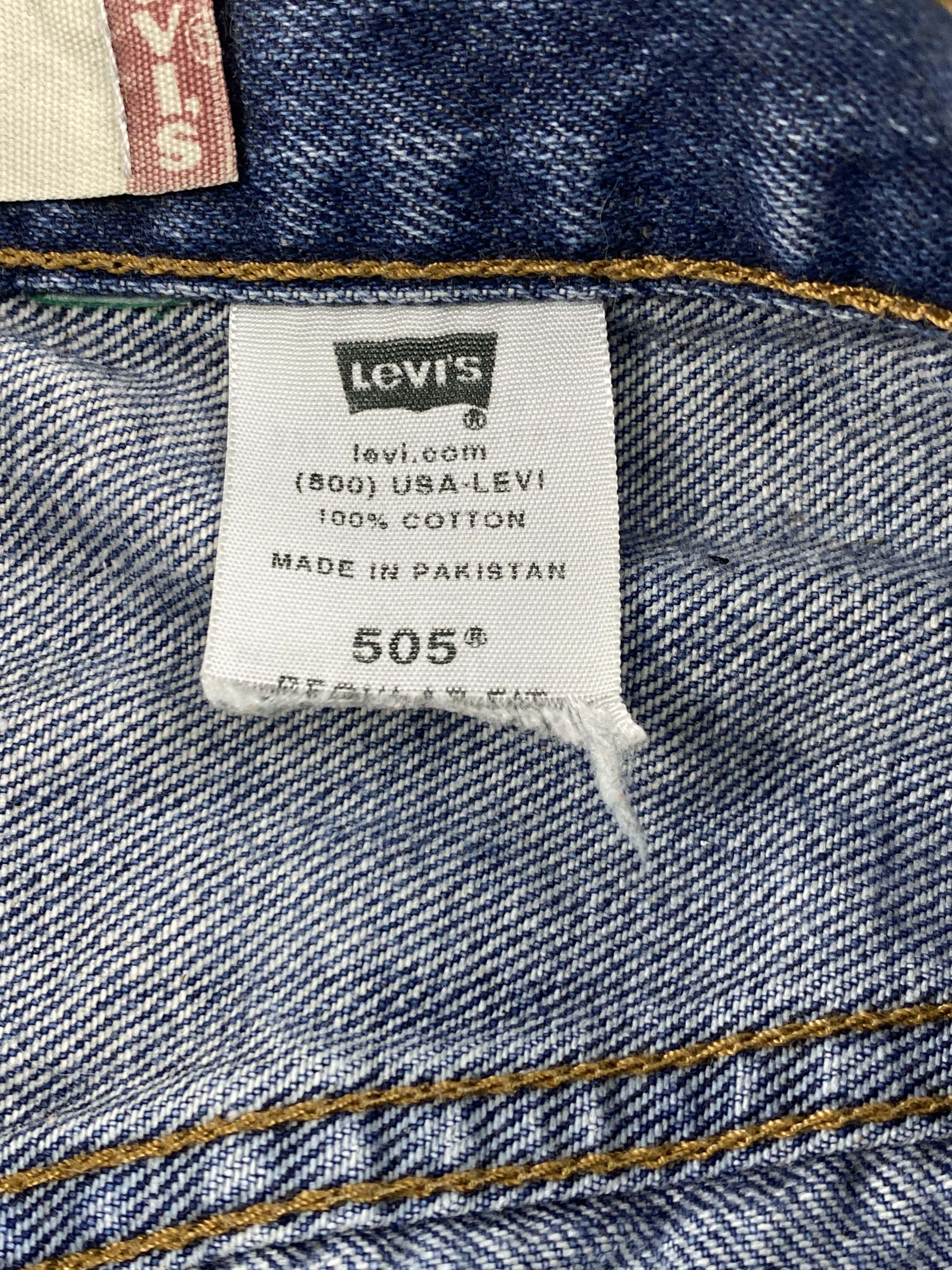 Levi's Faded Blue Vintage Levis 505 Jeans DP2313 Size US 39 - 8 Thumbnail