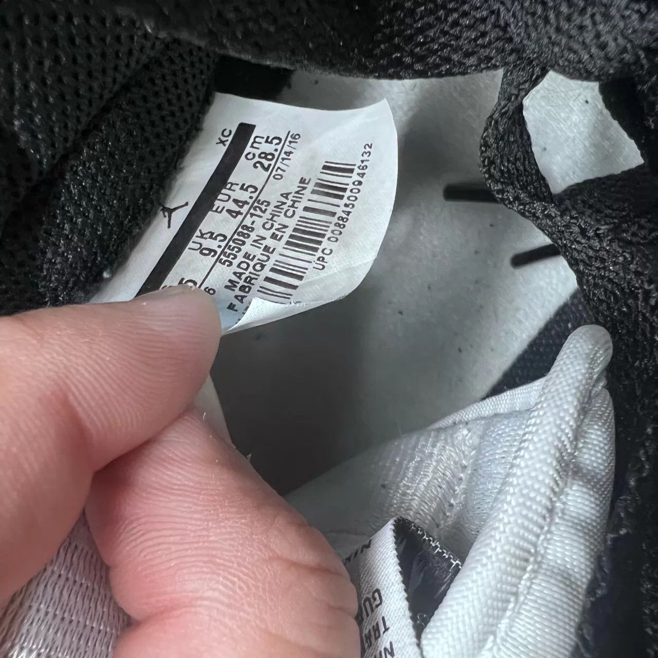 Nike AJ1 Black Toe 44.5 US 1-2 Worn CH7053 Size US 11.5 / EU 44-45 - 8 Thumbnail