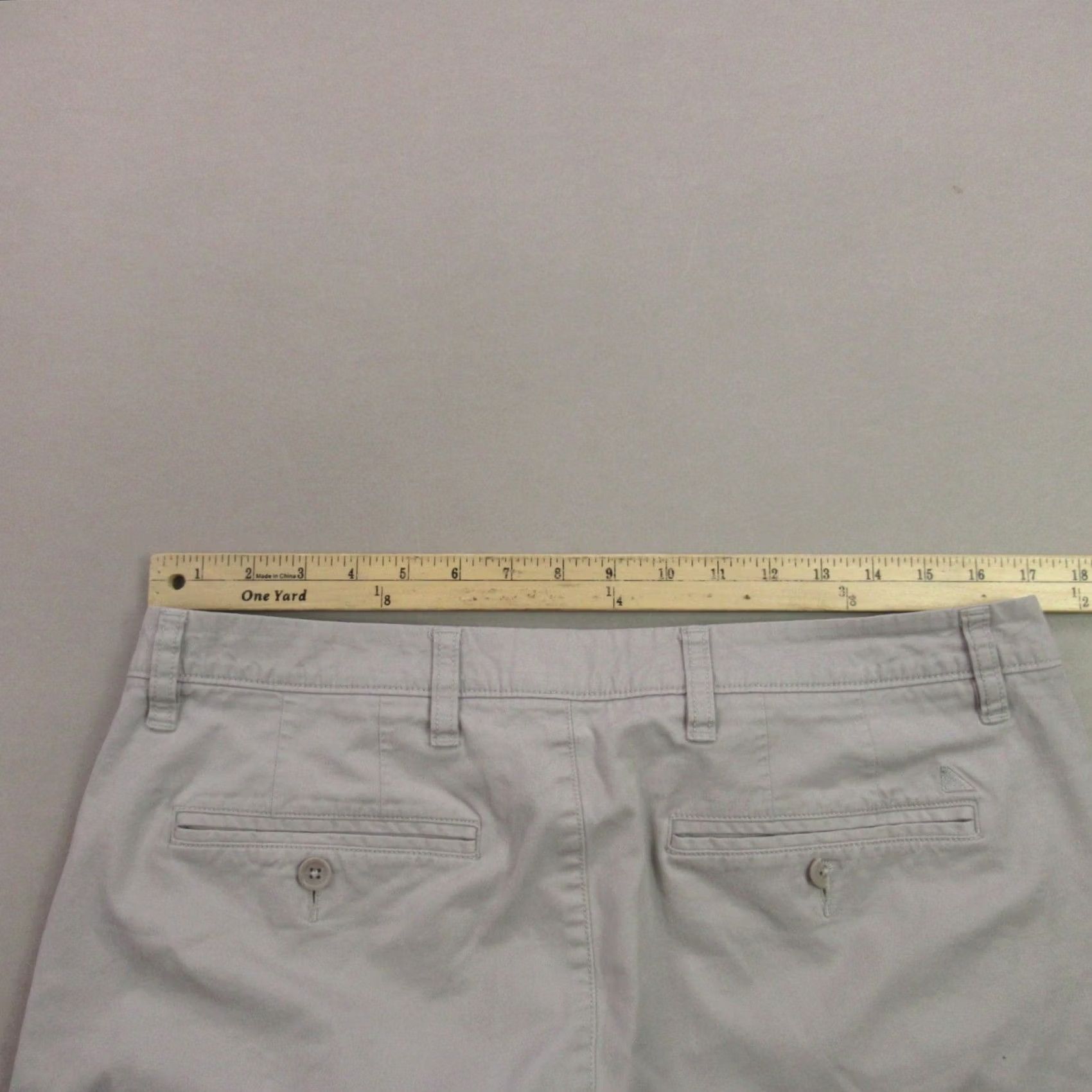 UNTUCKit UNTUCKit Shorts Mens 34 Chino Pockets Golf Button Lightweight Outdoor Gray Size US 34 / EU 50 - 6 Thumbnail