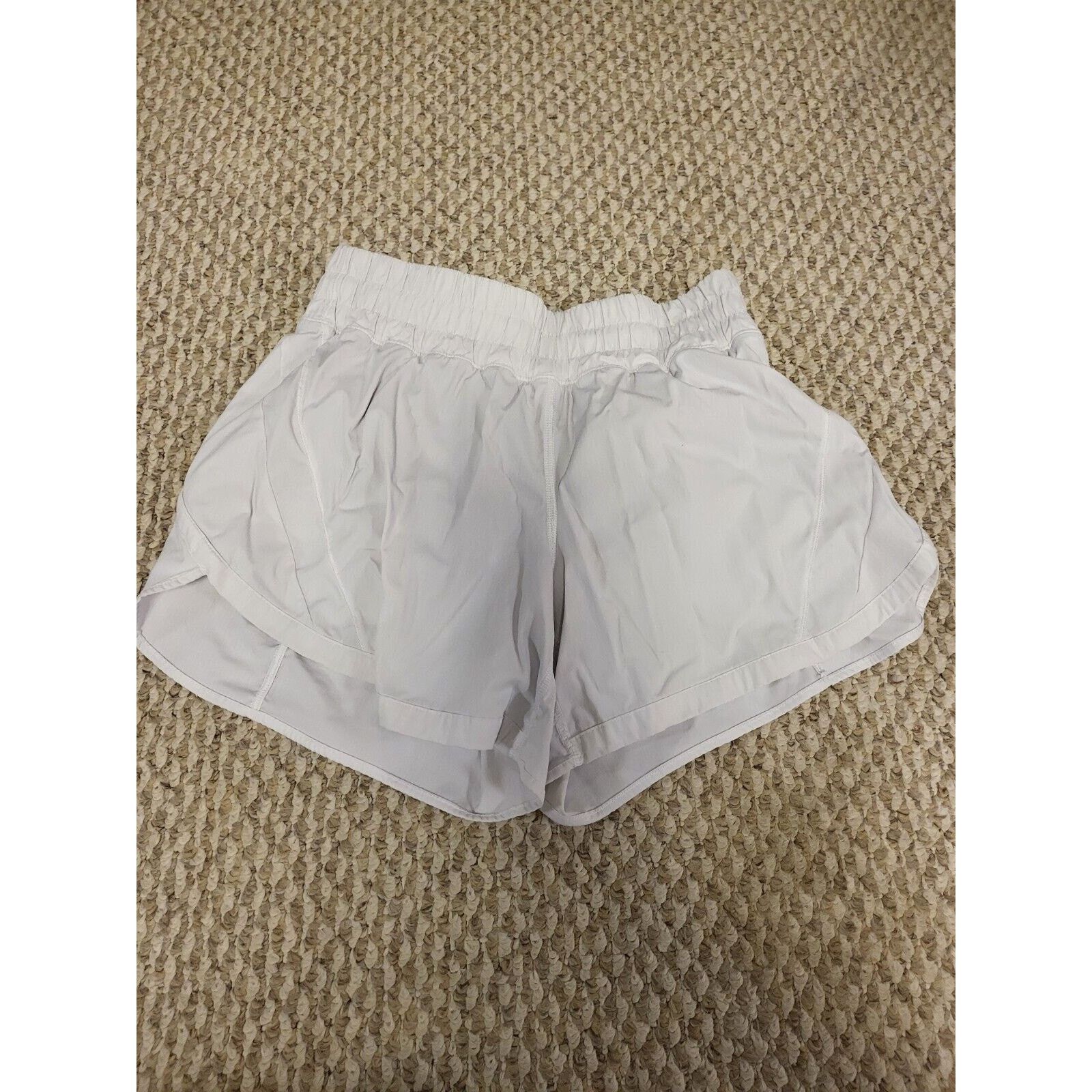 Lululemon lululemon womens size 8 Shorts White Size 30" / US 8 / IT 44 - 1 Thumbnail